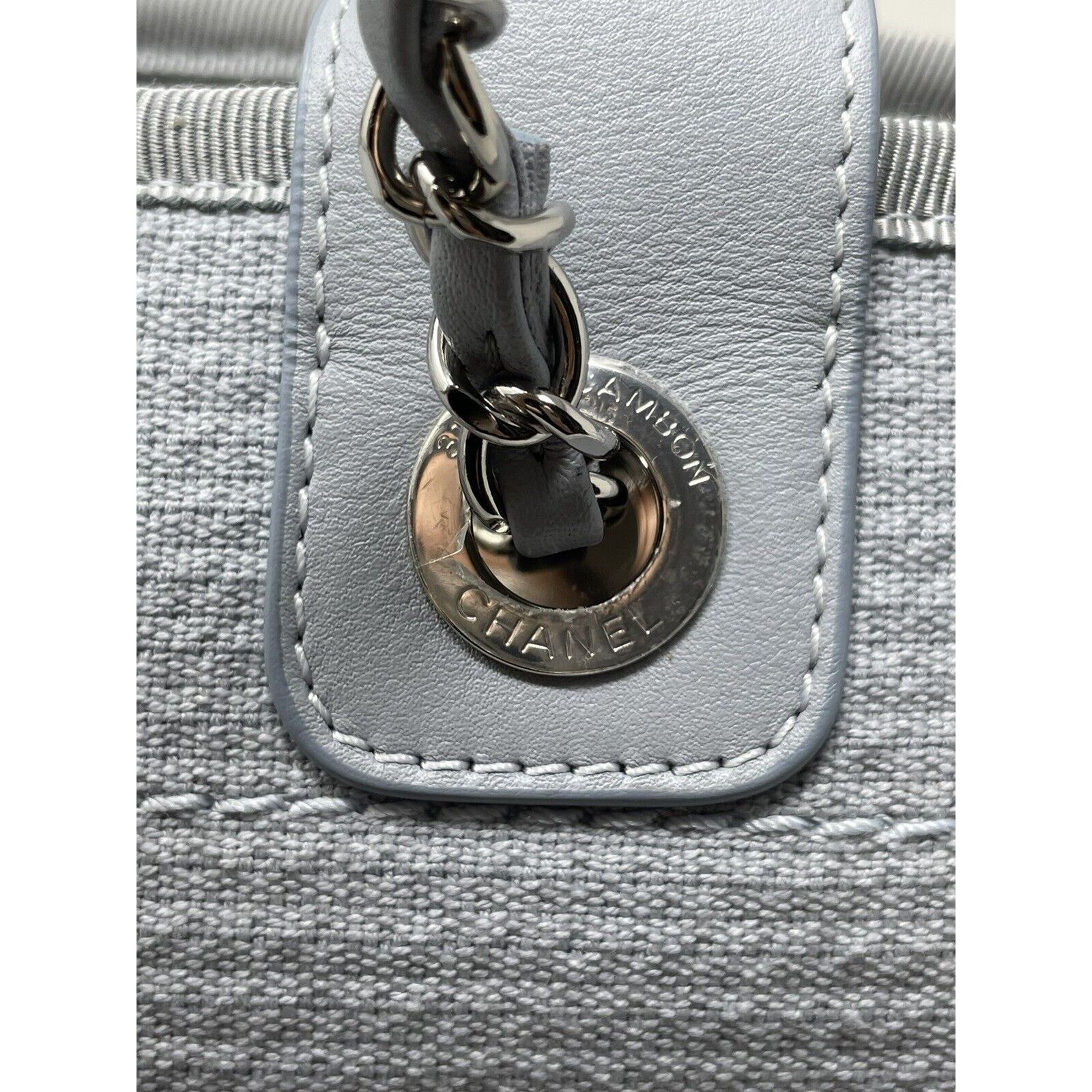 Chanel 22S CHANEL Deauville Small Grey Blue mixed Fibers Tote Bag Size ONE SIZE - 9 Thumbnail