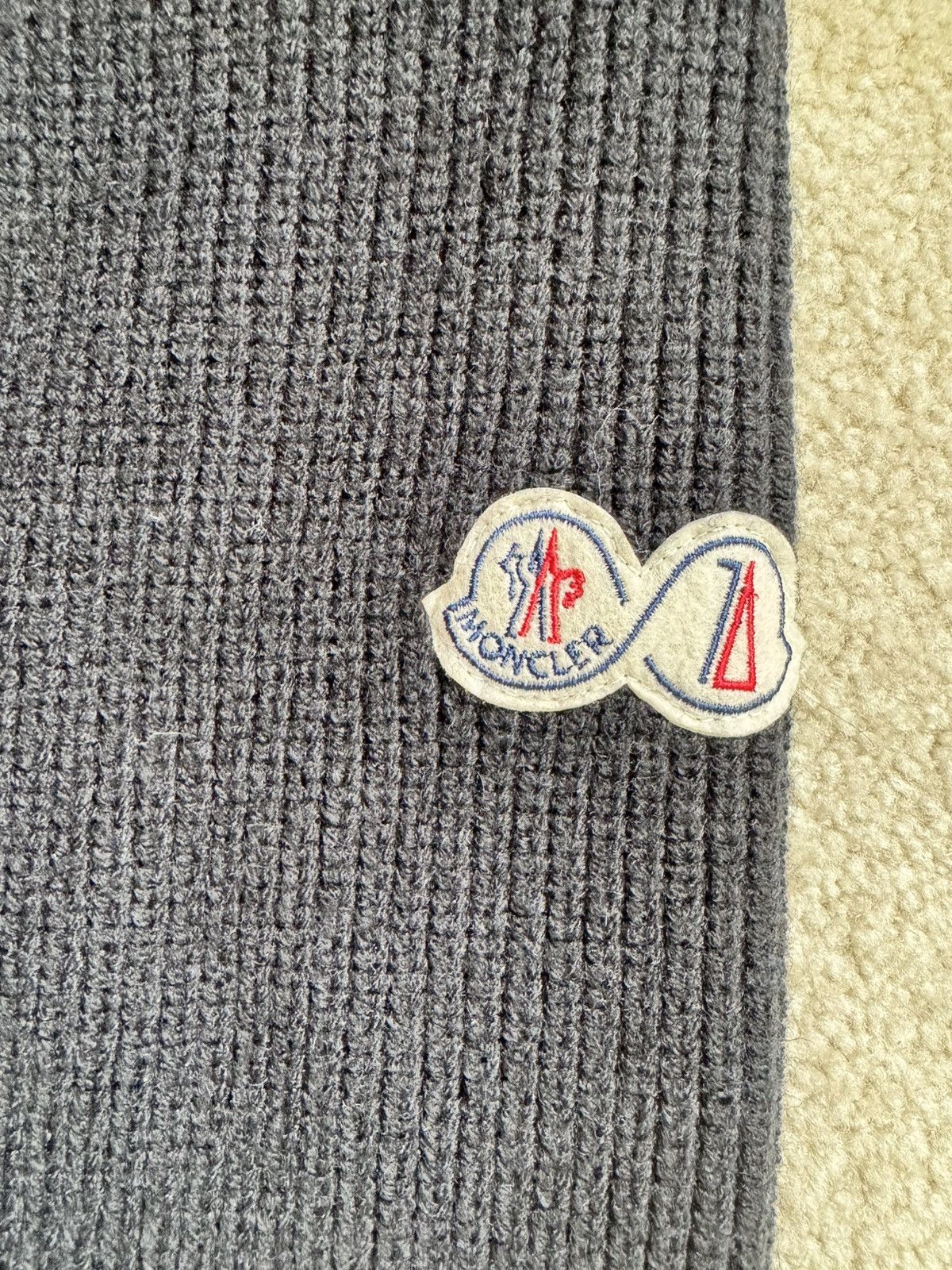 Moncler Moncler black slim fit sweater Size US M / EU 48-50 / 2 - 3 Thumbnail