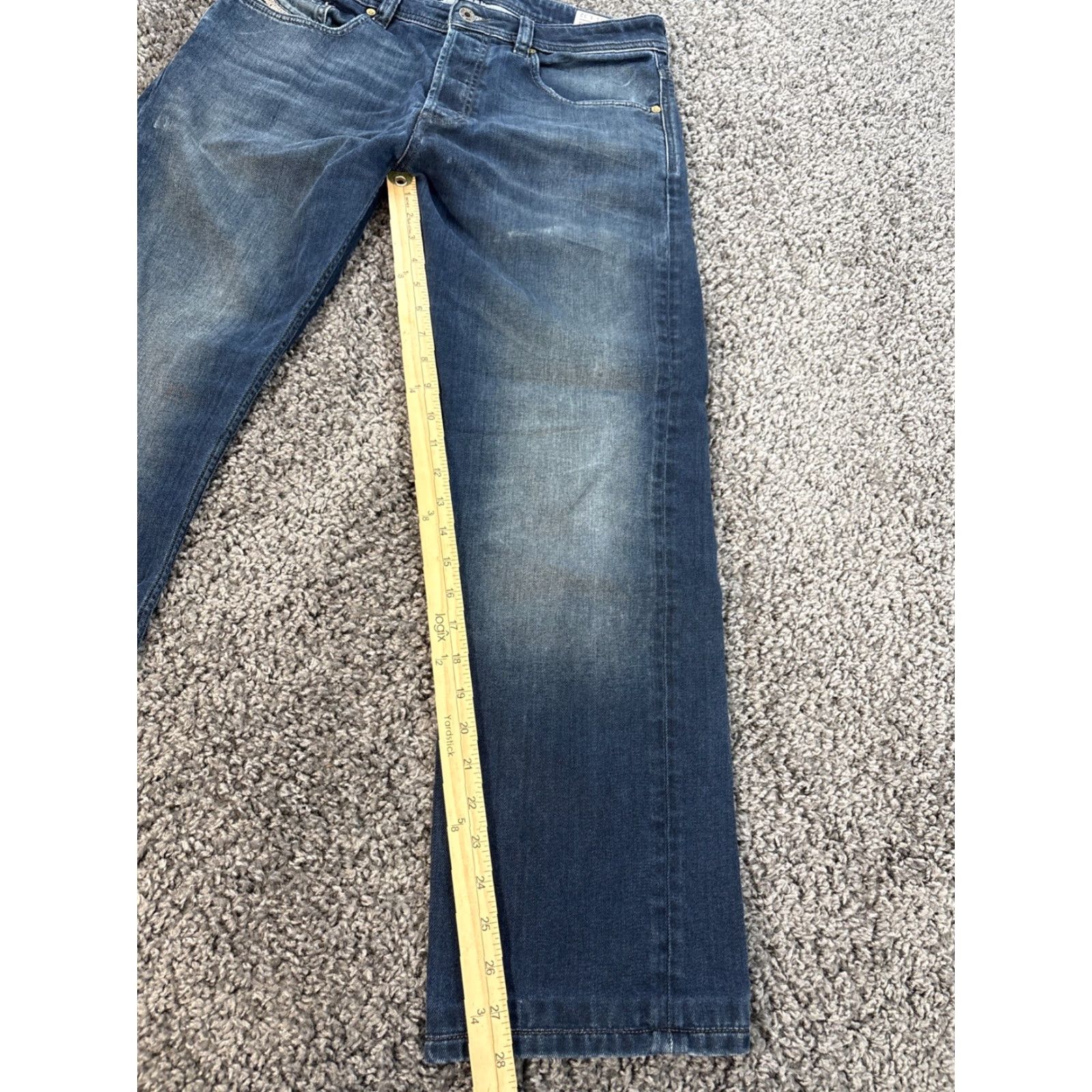 Diesel Diesel Jeans Mens Size 31x28 Larkee Relaxed Fit Straight Leg Button Fly Jeans Regular Men Blue denim 28 inseam Size US 31 - 2 Thumbnail