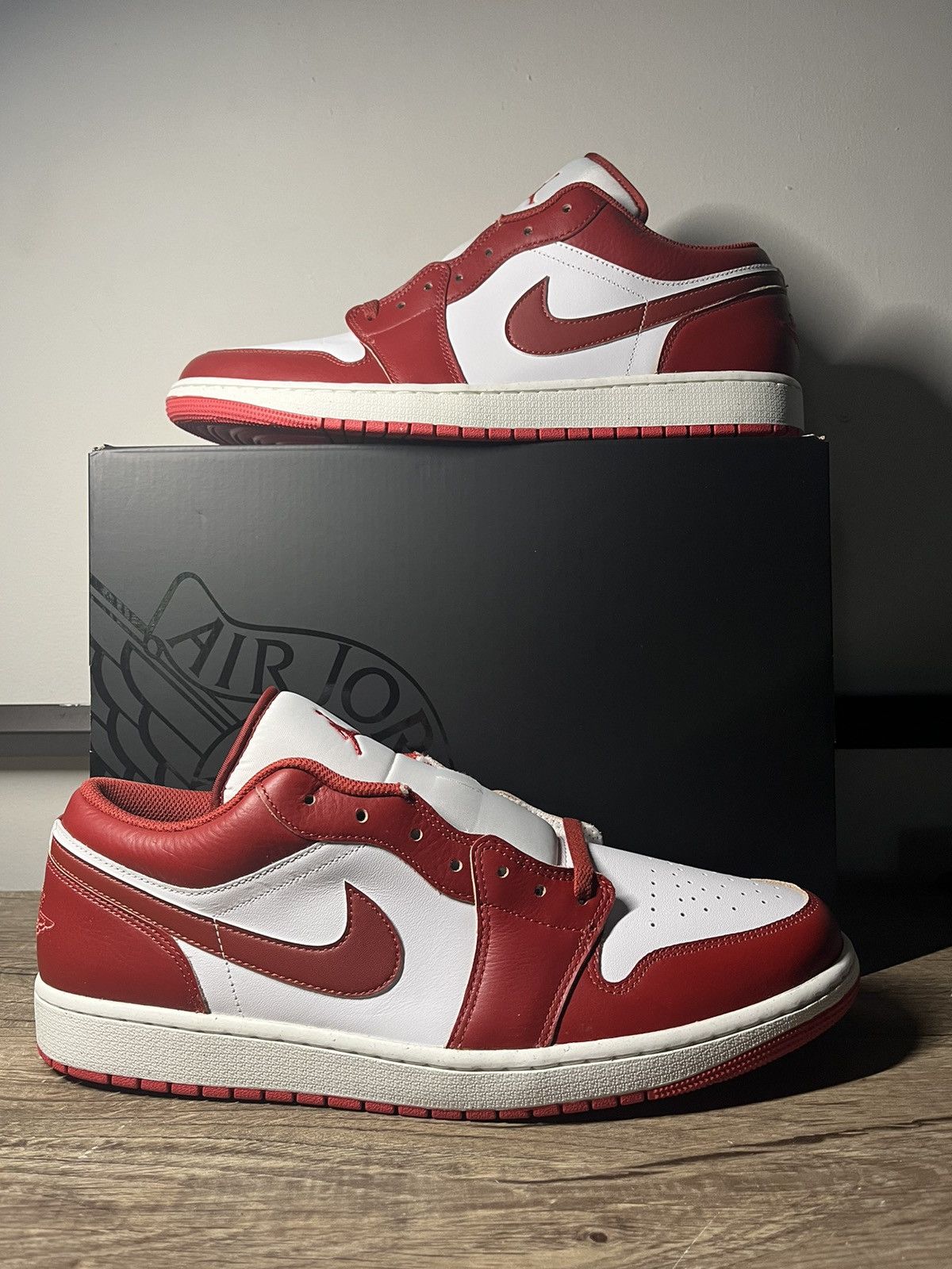 Nike Jordan 1 Dune Red Low Size US 15 / EU 48 - 1 Thumbnail