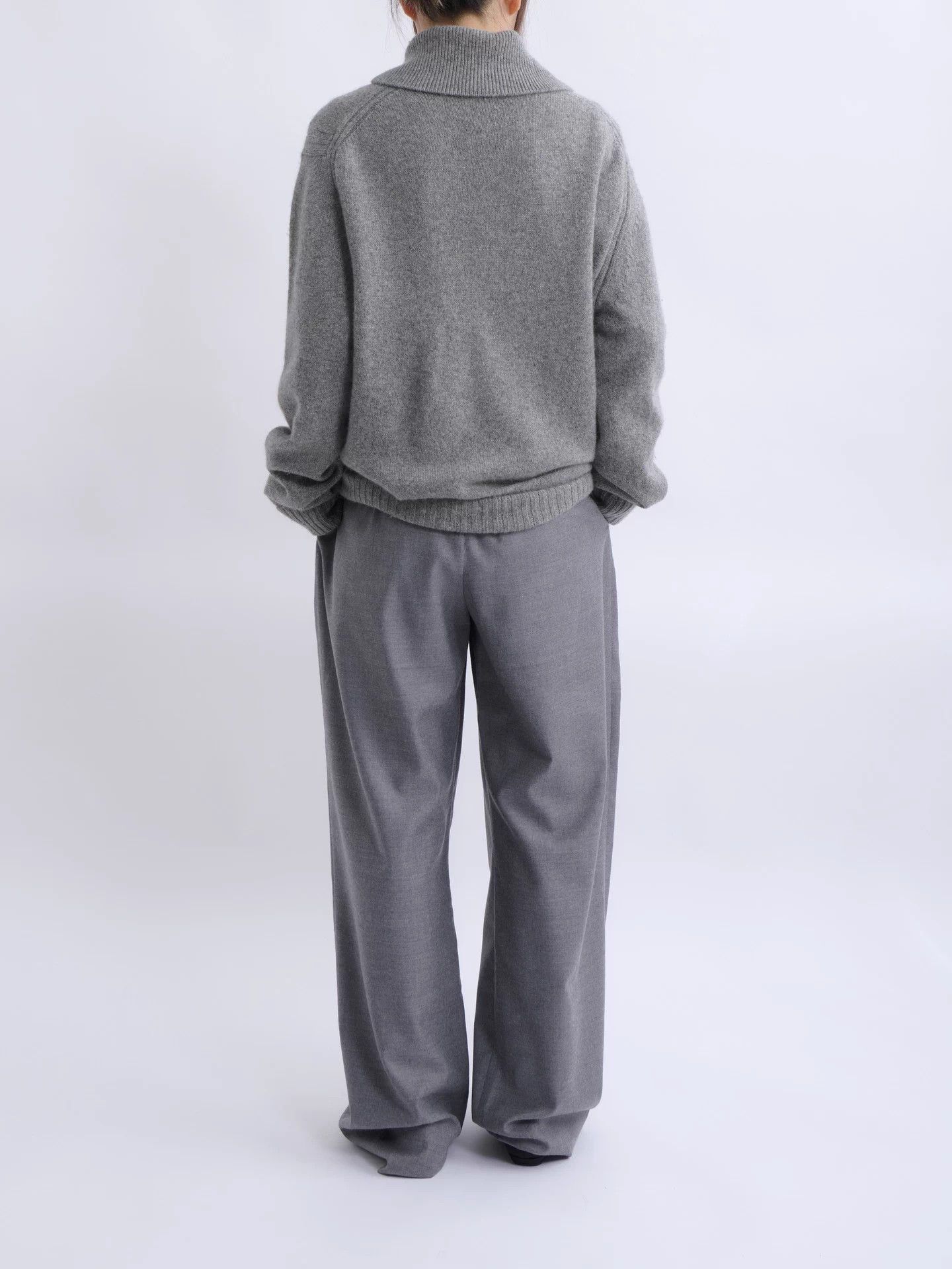 Tom Ford TOM FORD gray shawl collar cashmere knit single btn Size US L / EU 52-54 / 3 - 4 Thumbnail