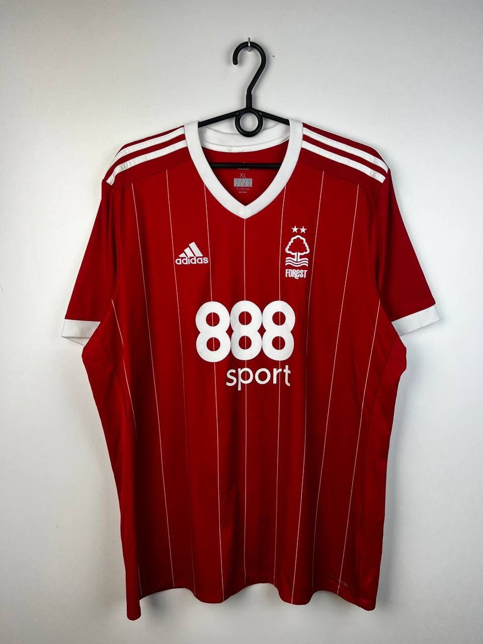 Nottingham Forest Adidas Jersey t-shirts size XL