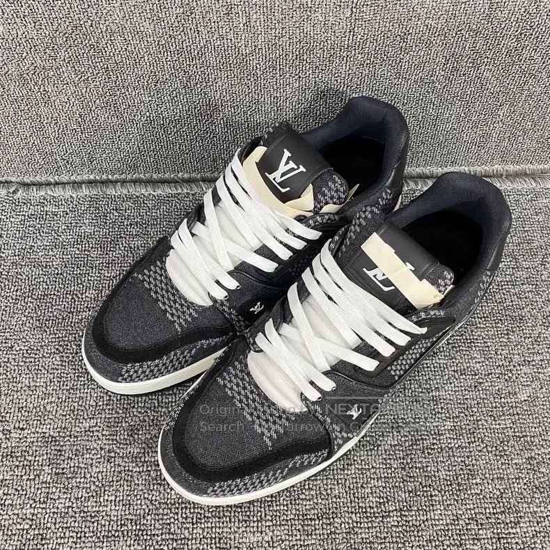 Louis Vuitton Louis Vuitton Black tannin checkerboard trainer shoes Size US 7 / EU 40 - 1 Thumbnail