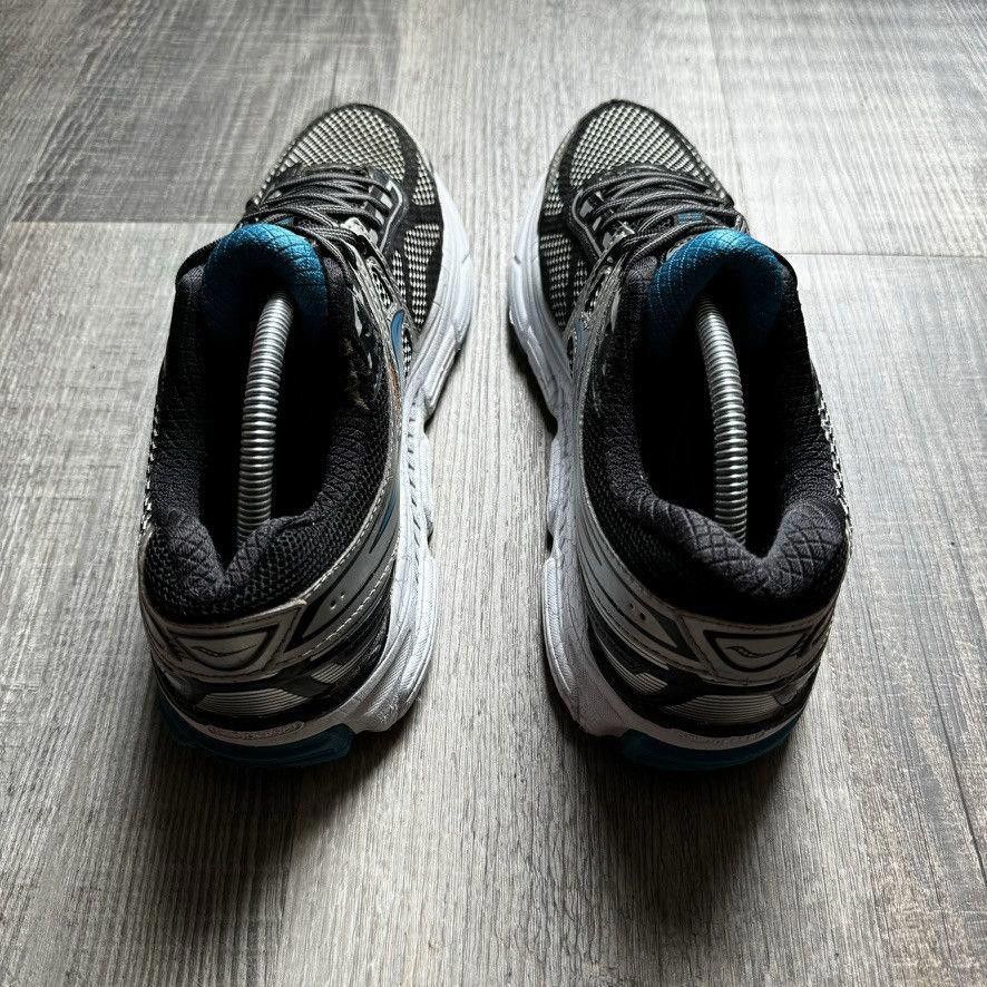 Saucony SAUCONY •• ProGrid Omni 4 (9M) Size US 9 / EU 42 - 7 Thumbnail