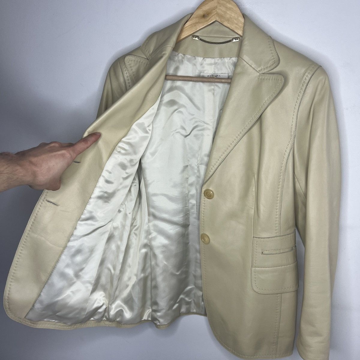 Escada Escada Nappa Leather Jacket Blazer Beige Luxury Size M / US 6-8 / IT 42-44 - 7 Thumbnail