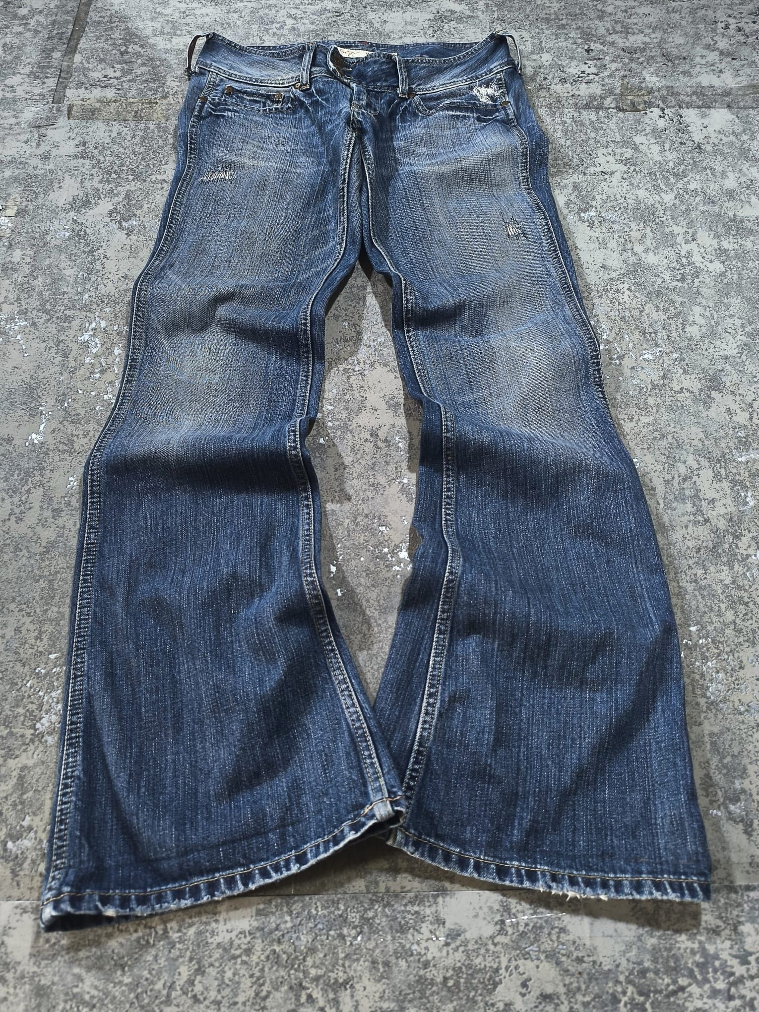 If Six Was Nine grunge distressed lowrise flare jeans Size 32" / US 10 / IT 46 - 1 Thumbnail