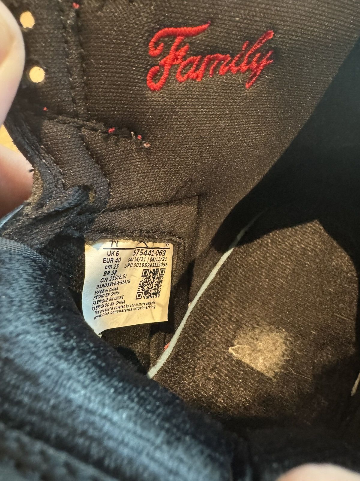 Jordan Brand × Nike Jordan 1 patent bred Size US 7 / EU 40 - 7 Thumbnail