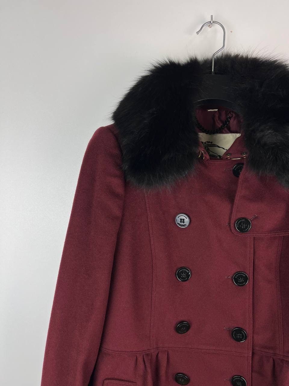 Burberry Burberry Garnet Double Breasted Coat with Black Fur Trim UK6 Size XS / US 0-2 / IT 36-38 - 9 Thumbnail