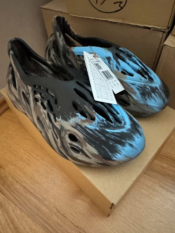 Kanye West × Yeezy Adidas Yeezy boost Yeezy foam rnr mx cinder EU44 1/2 US10 Size US 10 / EU 43 - 1 Thumbnail