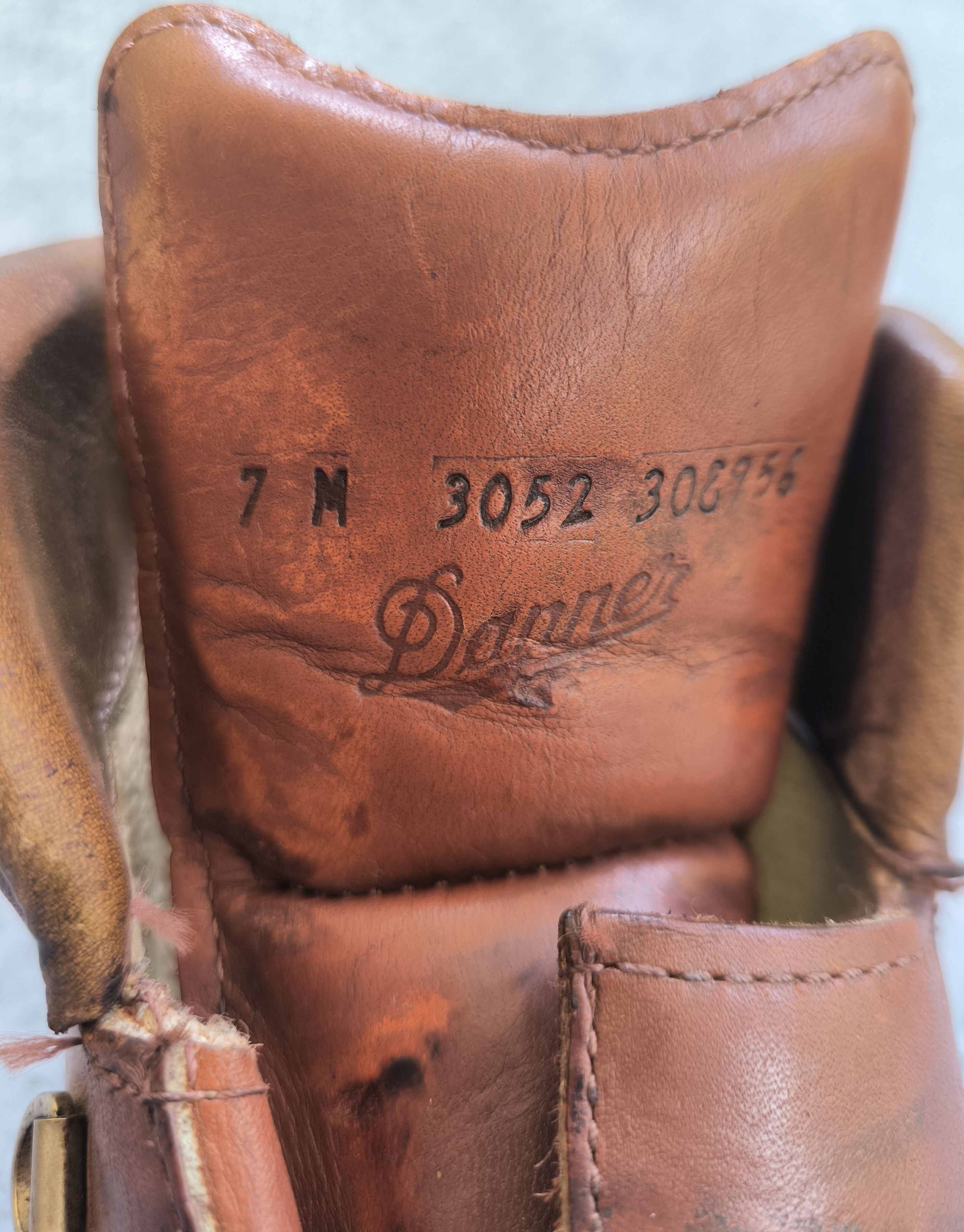 Danner DANNER Mountain Light hiking boot Size US 7 / EU 40 - 5 Thumbnail