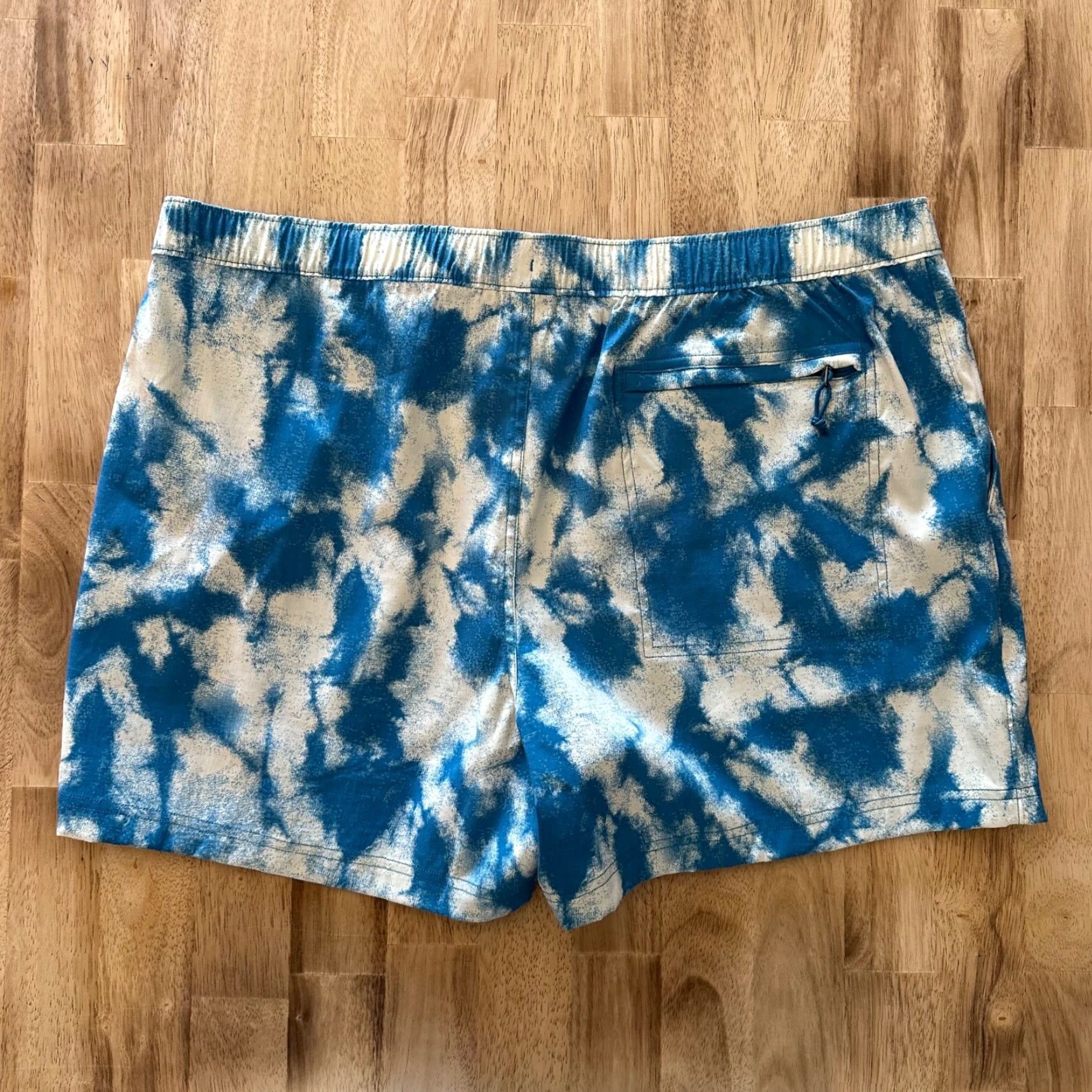 The North Face Nike The North Face Shorts Mens 5” 2XL Relaxed Blue Nylon Spandex Printed Class V Pull On Size US 39 - 5 Thumbnail
