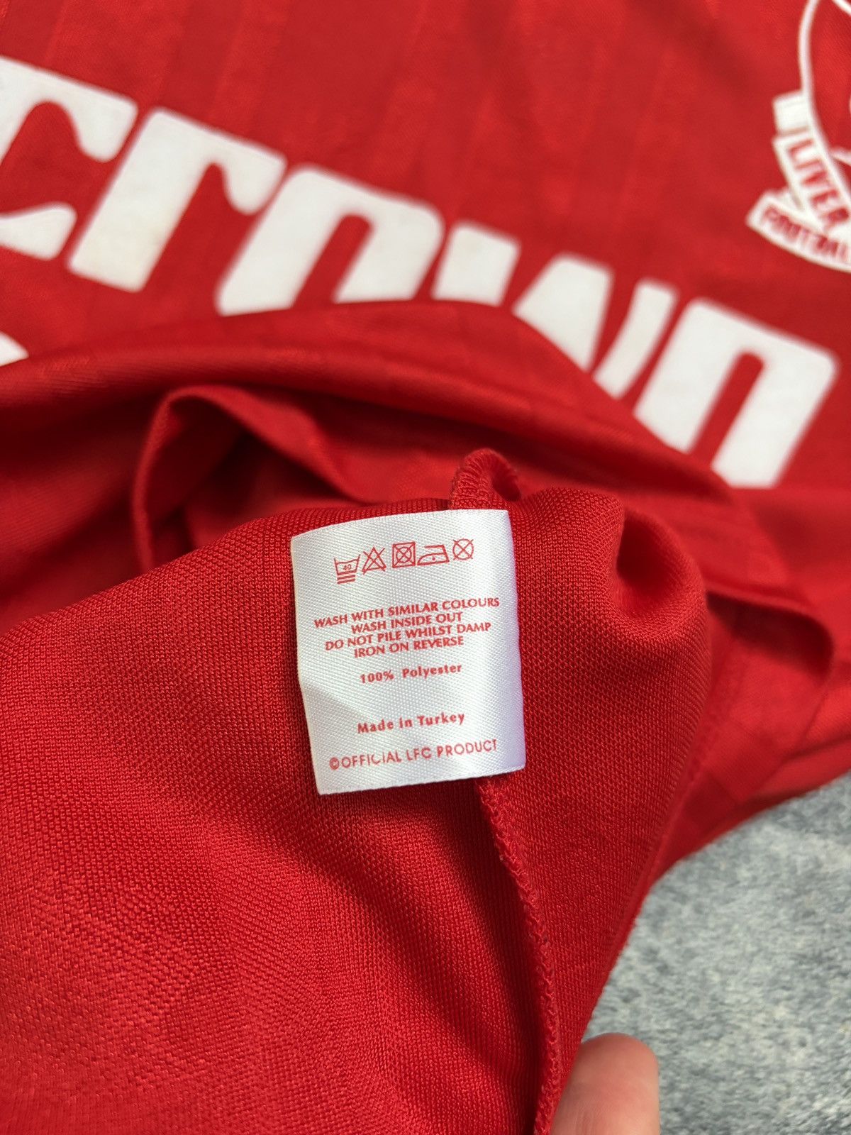 Japanese Brand LFC 1982-85 Retro Home Jersey Official Product Size M Size US M / EU 48-50 / 2 - 5 Thumbnail