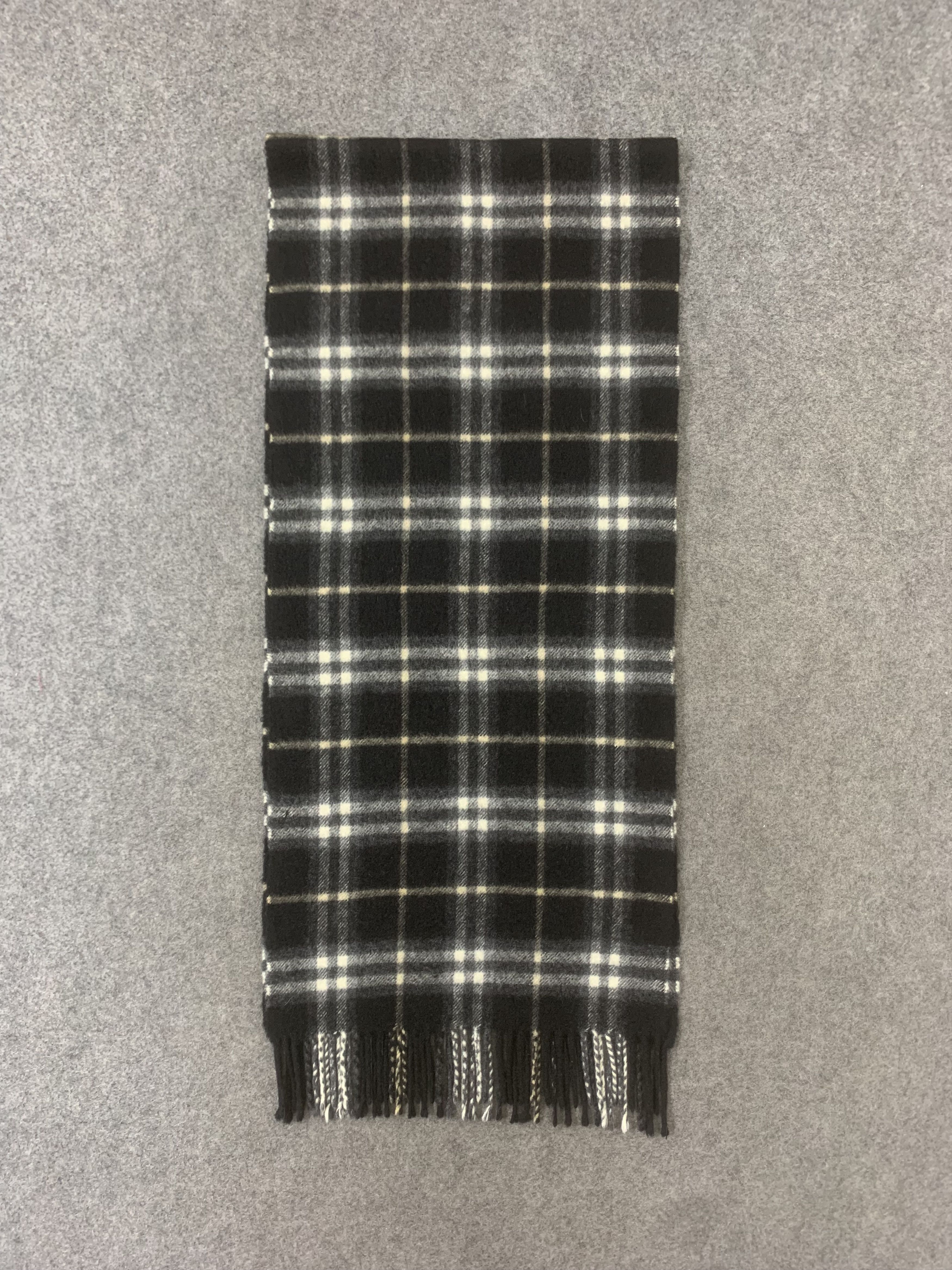 Burberry Burberry Scarf Cashmere Muffler Neck Wrap BL9271 Size ONE SIZE - 2 Thumbnail