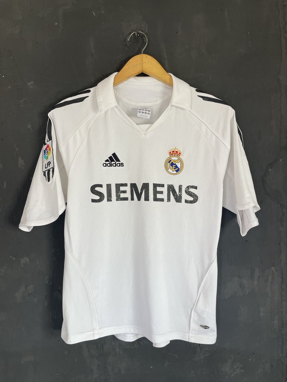 Adidas Adidas Real Madrid Jersey 2005 Siemens Size US M / EU 48-50 / 2 - 1 Thumbnail