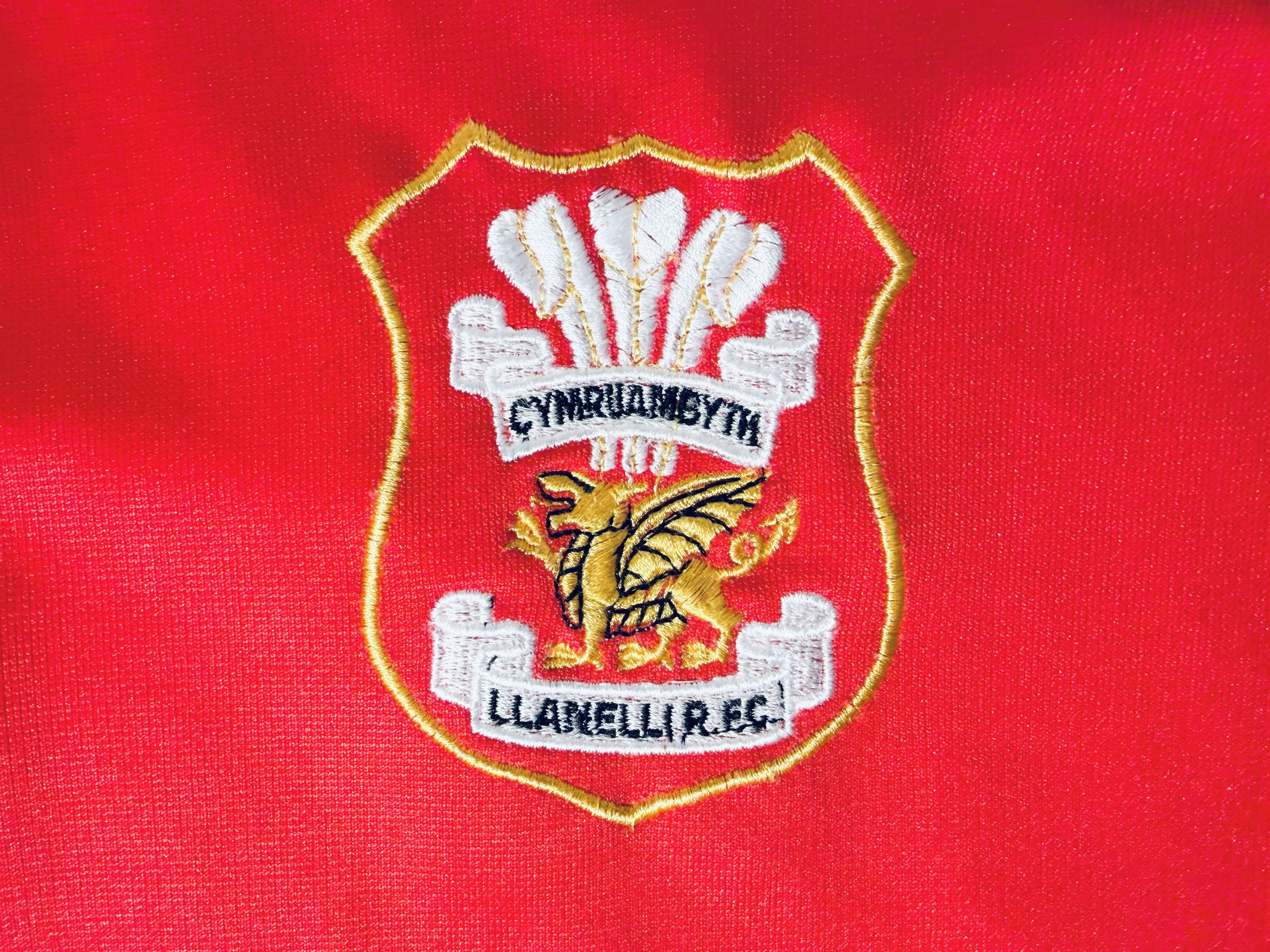 Umbro Llanelli Rugby Union 1992 Home Shirt Size US XL / EU 56 / 4 - 6 Thumbnail