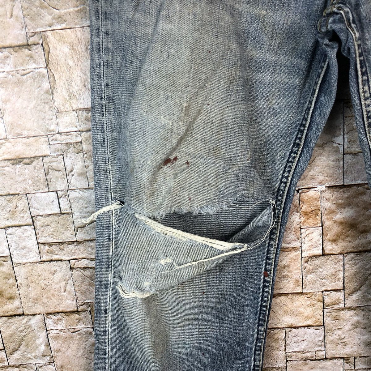 Levi's Levis Blue Distressed ripped cobain Denim Pants #A1135 Size US 32 / EU 48 - 9 Thumbnail