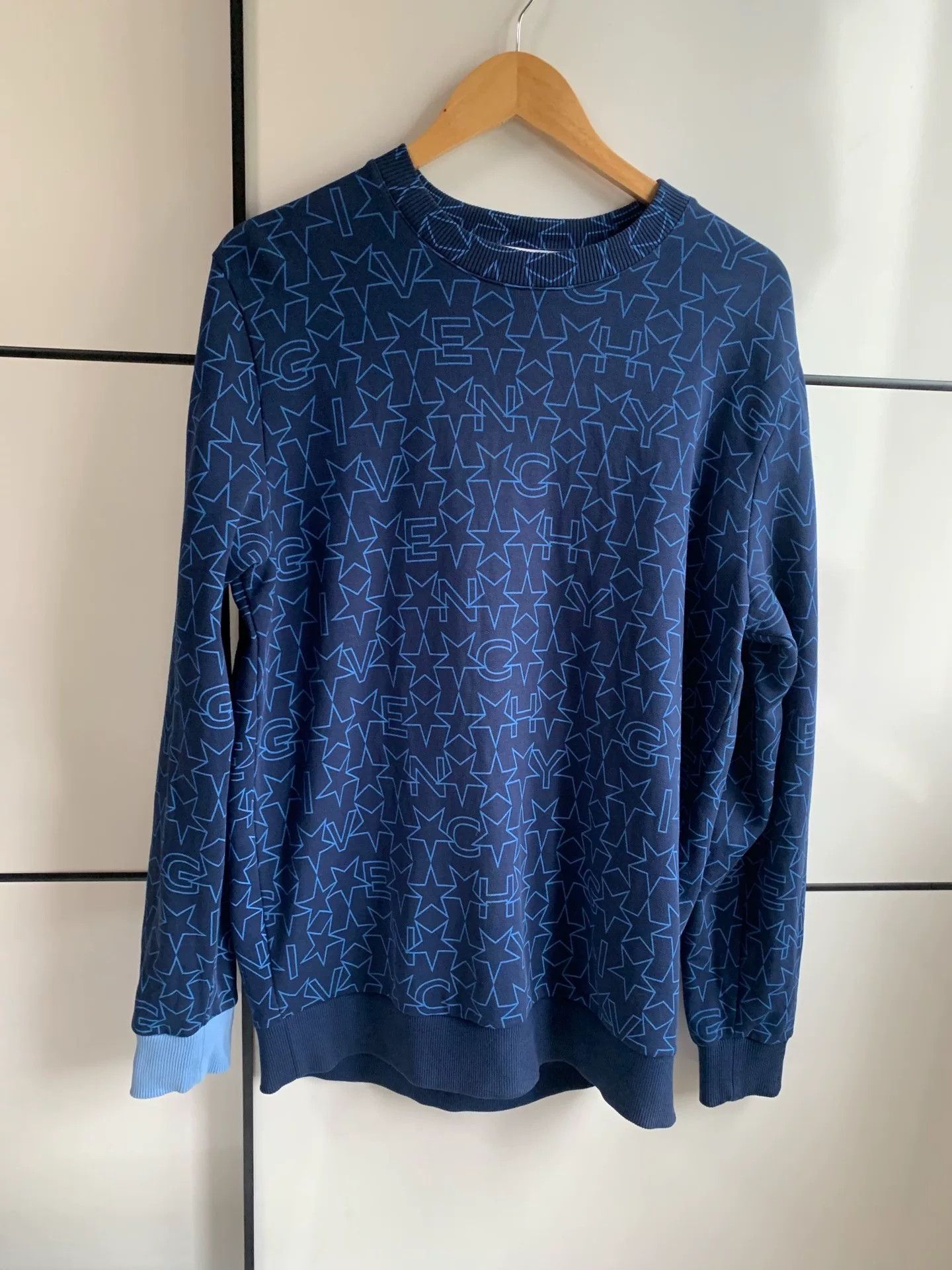 Givenchy Givenchy Blue Star Print Longsleeve Size US S / EU 44-46 / 1 - 1 Thumbnail