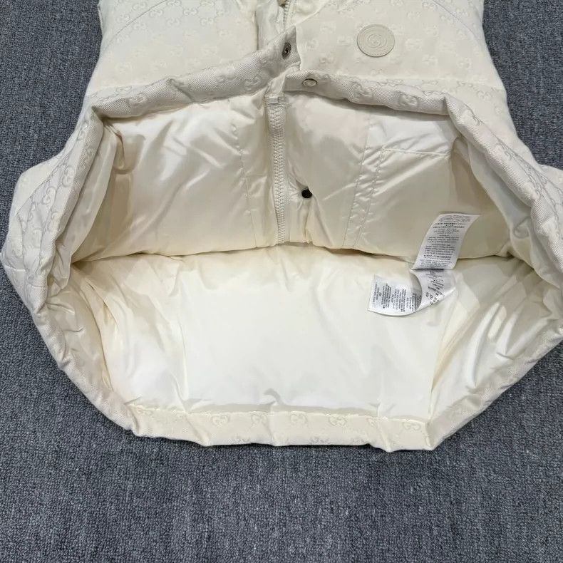 Gucci Gucci Ivory white old flower full print down vest 2501-Next Size US XS / EU 42 / 0 - 7 Thumbnail
