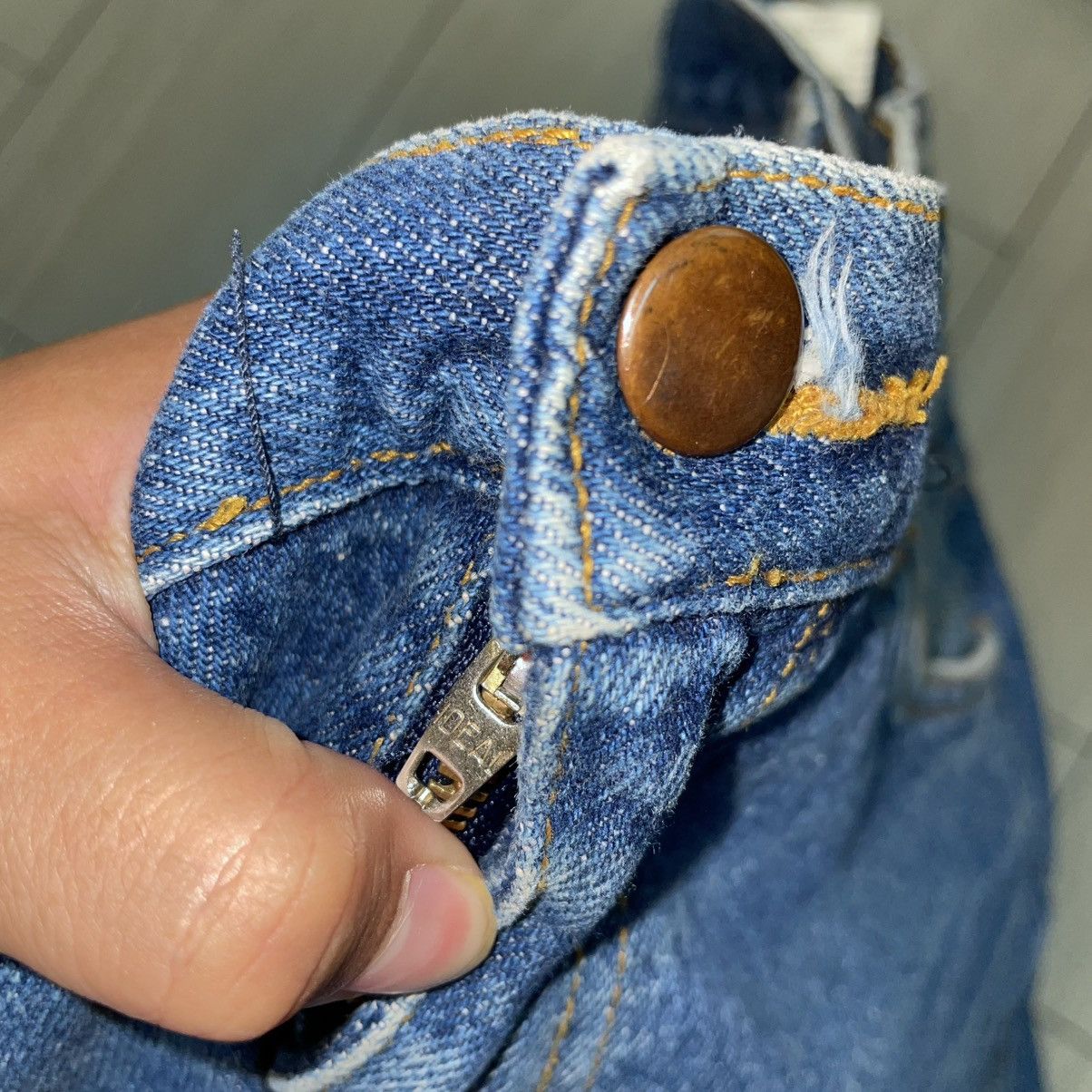 Vintage Vintage Mud Wash Denim Work Jeans Size US 32 / EU 48 - 4 Thumbnail
