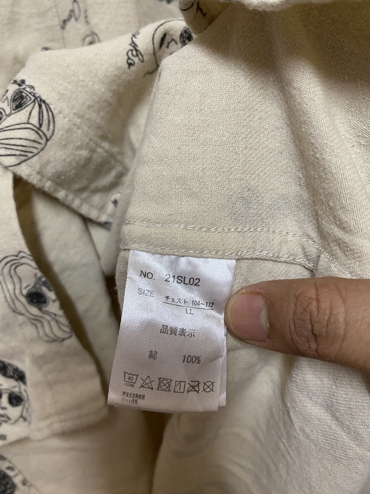 The Unbranded Brand Urbangarment Face Print Shirt Button Up Size US L / EU 52-54 / 3 - 6 Thumbnail
