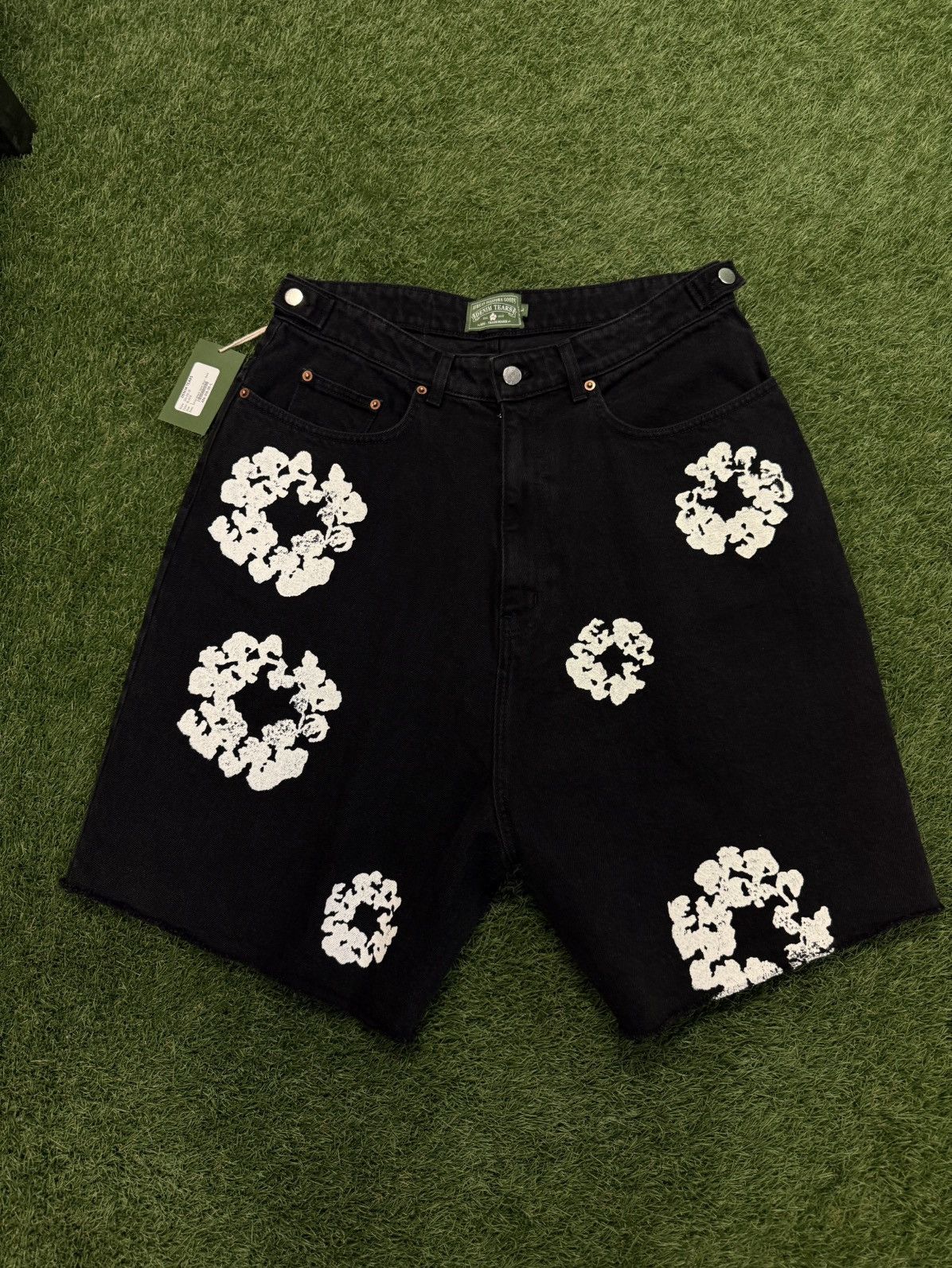DENIM TEARS Denim Tears Cotton Wreath Shorts Balck Size L