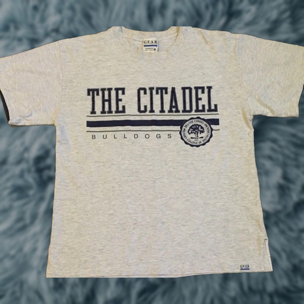 Vintage VINTAGE The Citadel Bulldogs Military College Shirt S Mens Short Sleeve Crew Neck Gray 90s Grunge/Army/College Graphic Tee USA Size US S / EU 44-46 / 1 - 1 Thumbnail