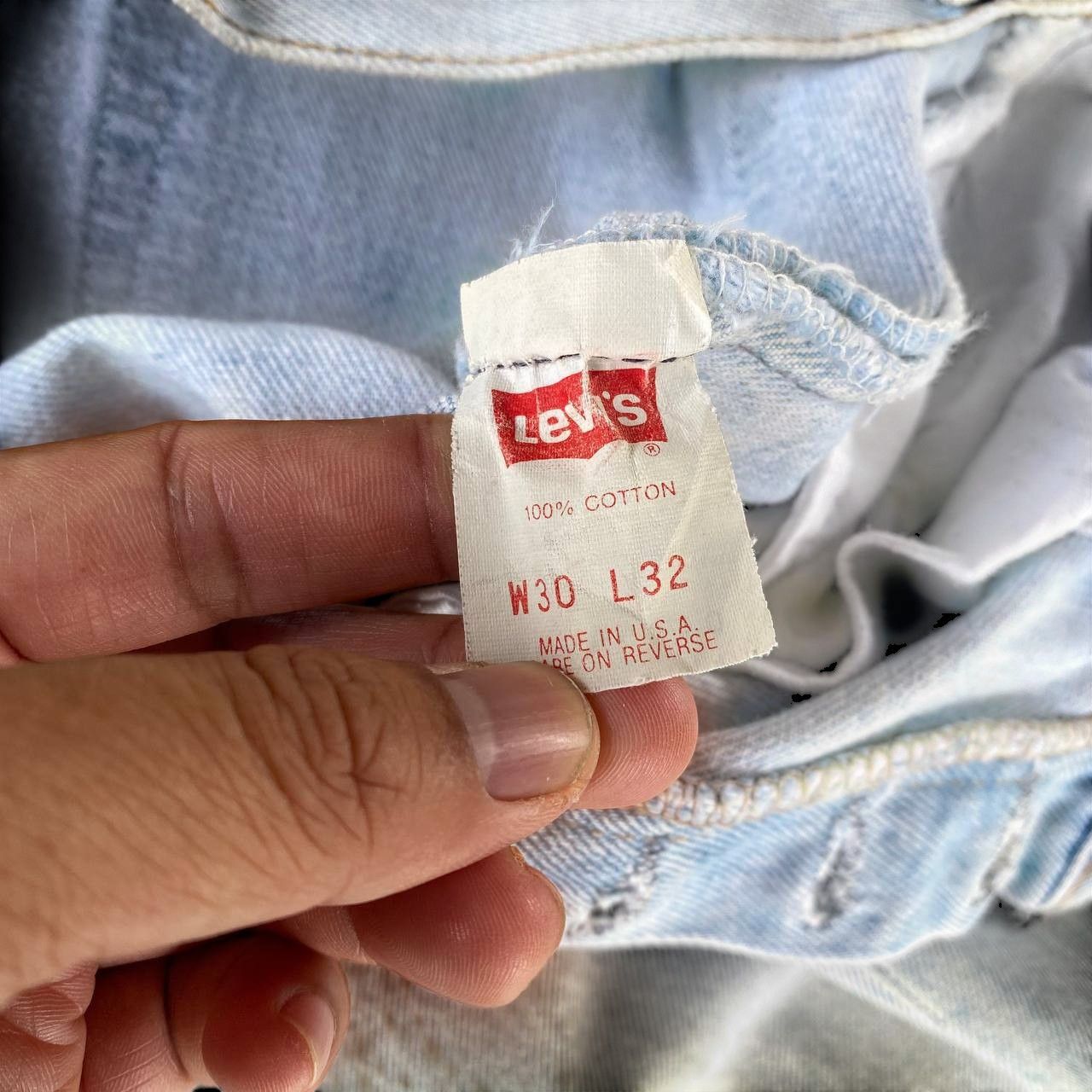 Levi's Vintage Clothing Vintage 90s Levi's 501 Distressed Dirty Wash Faded Grunge Size US 29 - 11 Thumbnail