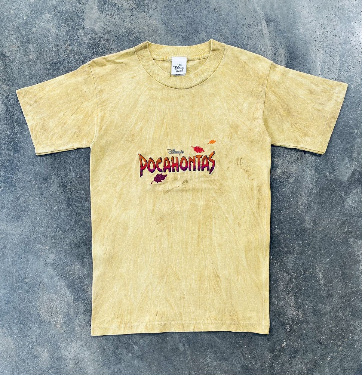 Vintage Vintage Anime Disney Pocahontas Rare Embroidery Tees Size US S / EU 44-46 / 1 - 1 Thumbnail