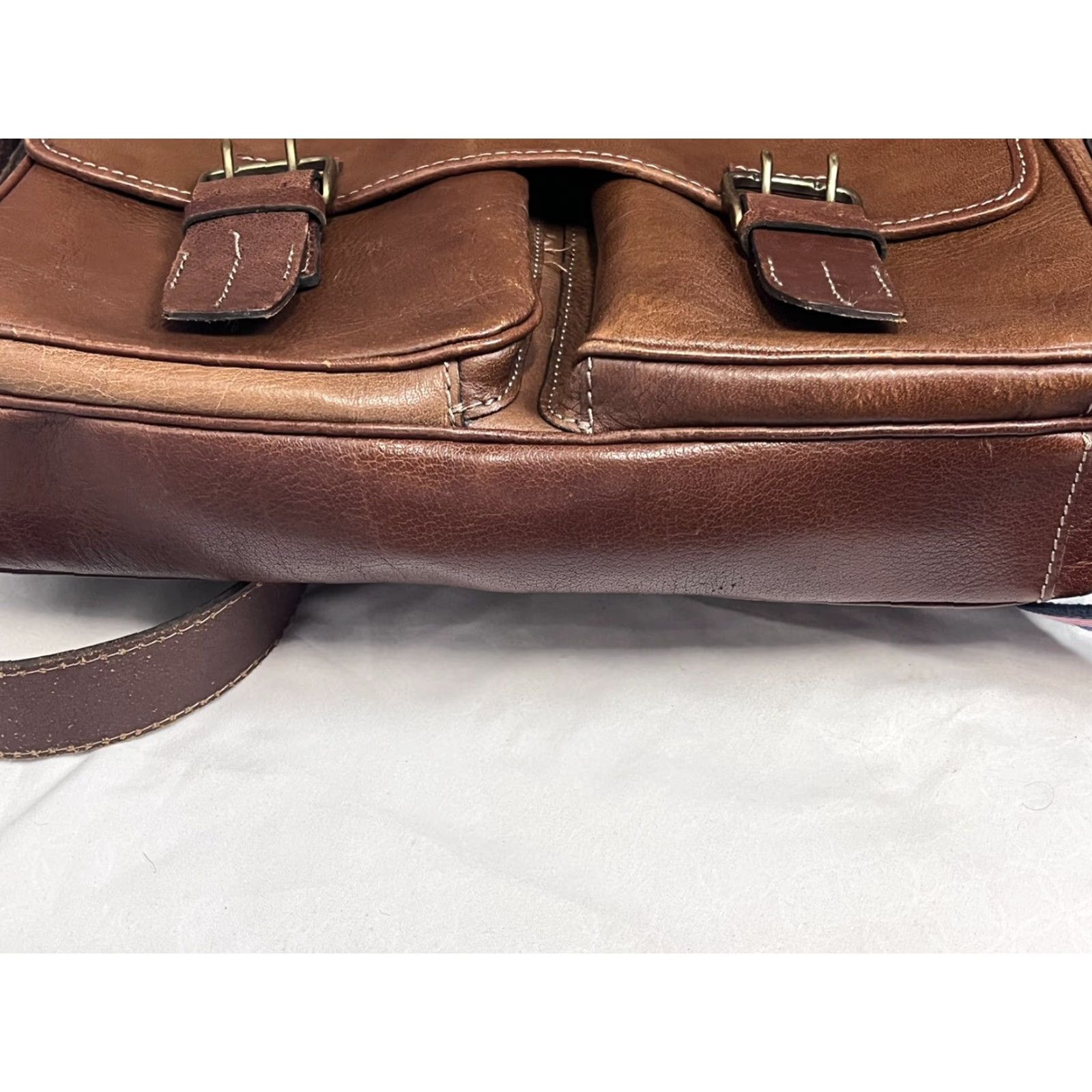 Vintage WILSONS LEATHER Brown Medium Messenger Bag Magnetic Closure VGUC Mens Size ONE SIZE - 6 Thumbnail