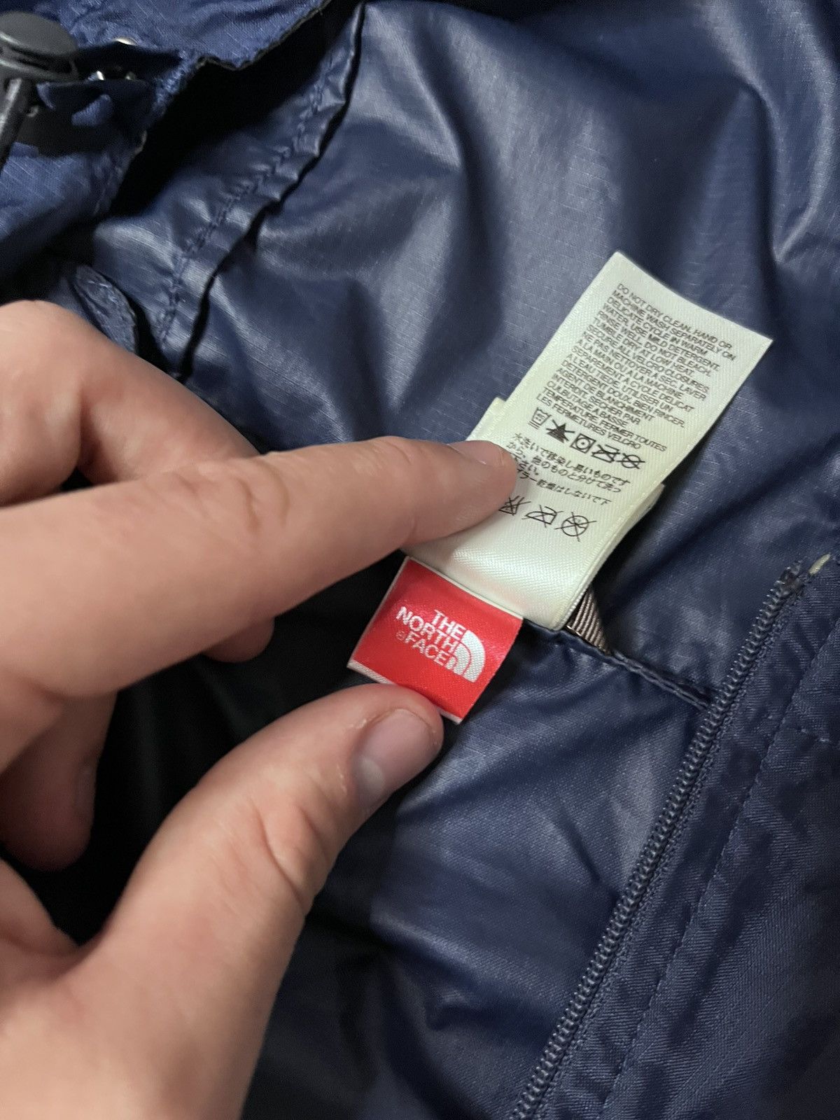 The North Face Blue Light Jacket The North Face HyVent Size US L / EU 52-54 / 3 - 6 Thumbnail