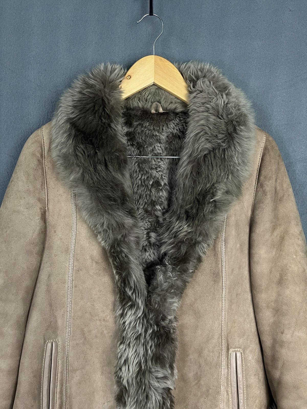 Designer ADAR MADE IN SPAIN SUEDE LEATHER JACKET SHEARLING FUR COAT Size US S / EU 44-46 / 1 - 3 Thumbnail