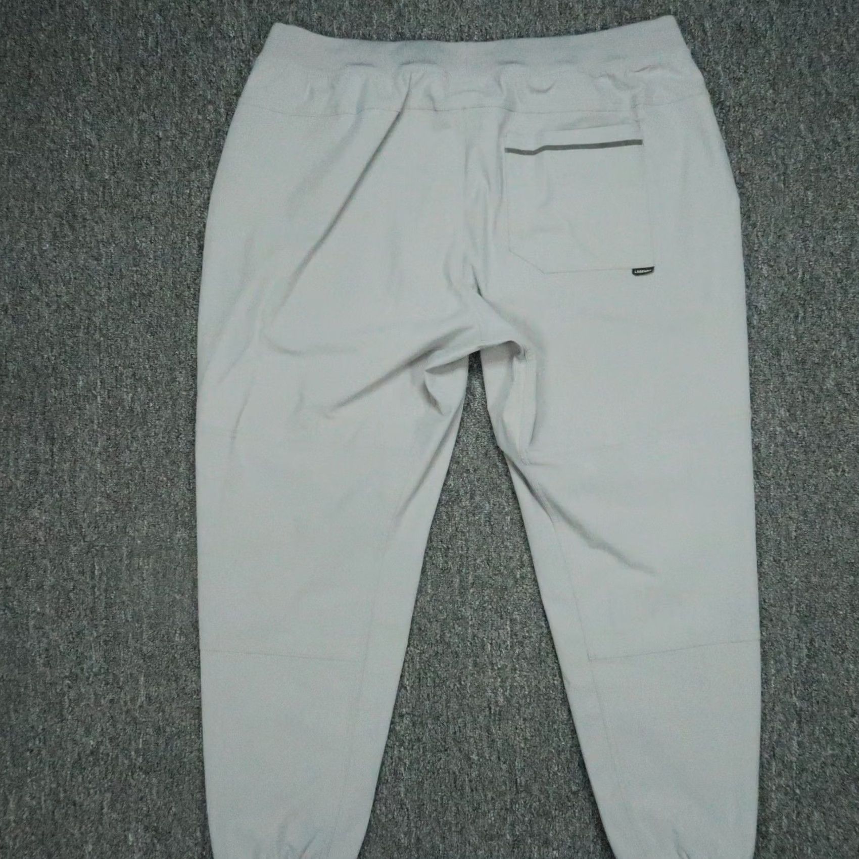 Vintage Legends Pants Mens 2XL Gray Jogger Zip Pocket Athletic Stretch 2XL Pants Tapered Inseam 29 in Jogger Sportswear Activewear Size US 39 - 5 Thumbnail