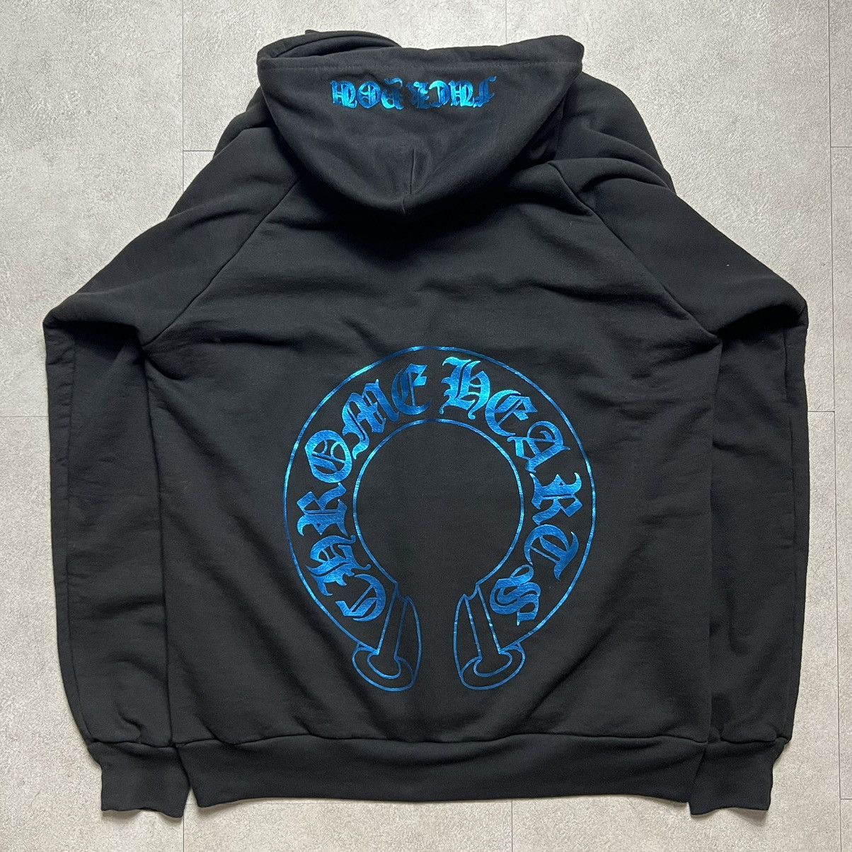 トップス CHROME HEARTS HOODIE NAVY Chrome Hearts Navy & Red Triple Cross Patch Zip Up Hoodie