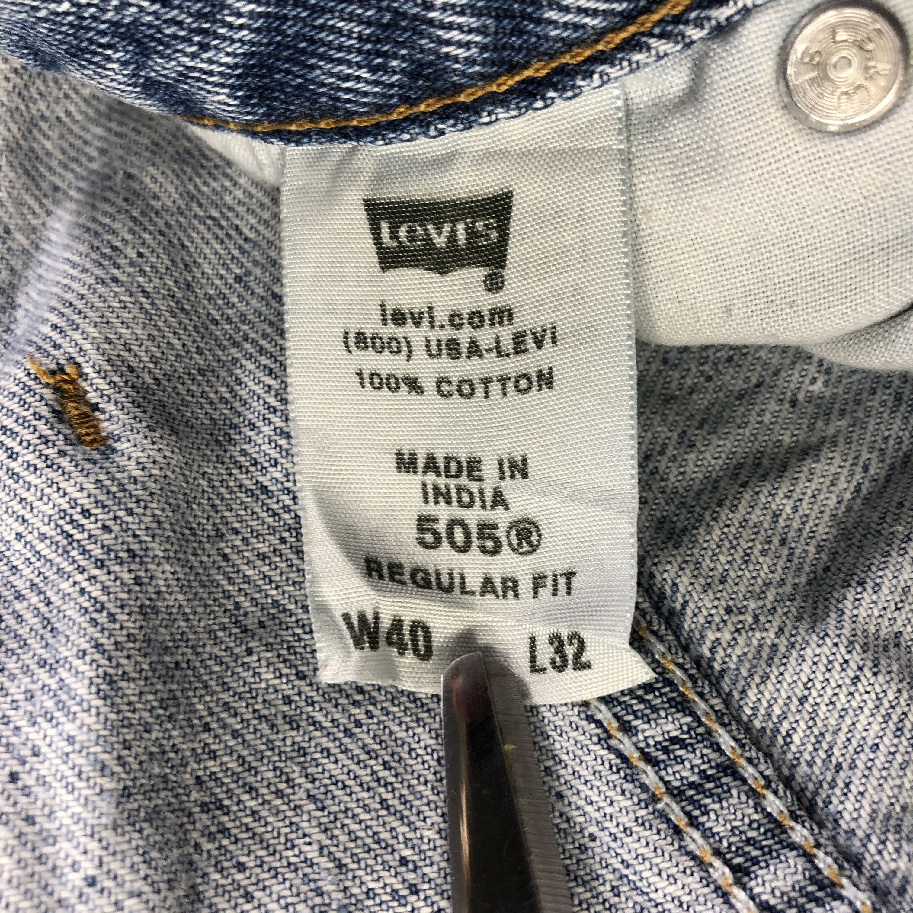 Levi's Vintage Light Wash Levis 505 Jeans-J3337 Size US 40 / EU 56 - 12 Thumbnail