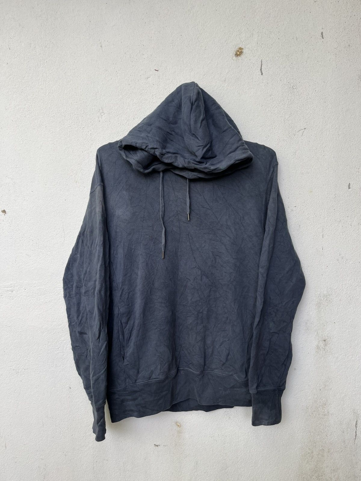 Japanese Brand 💥Uniqlo Worn Out Sunfaded Dirty Blank Sweatshirts Size US L / EU 52-54 / 3 - 1 Thumbnail