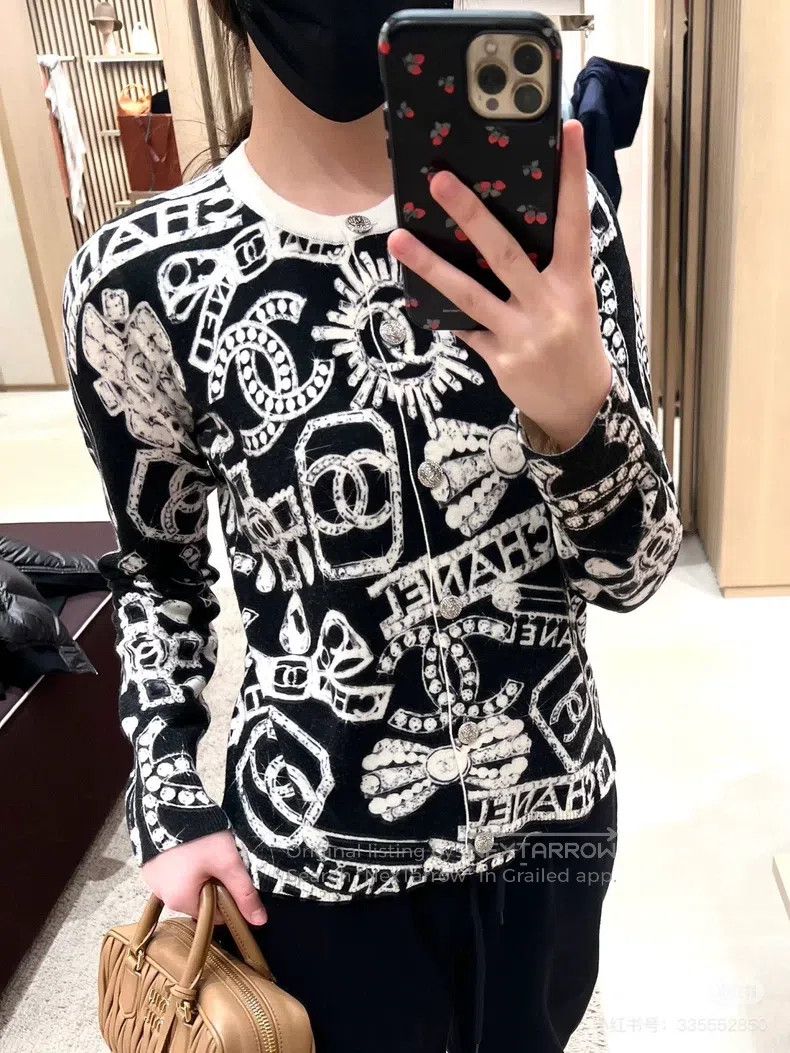 Chanel Chanel Ski series black and white jewellery pattern knitte Size XS / US 0-2 / IT 36-38 - 8 Thumbnail
