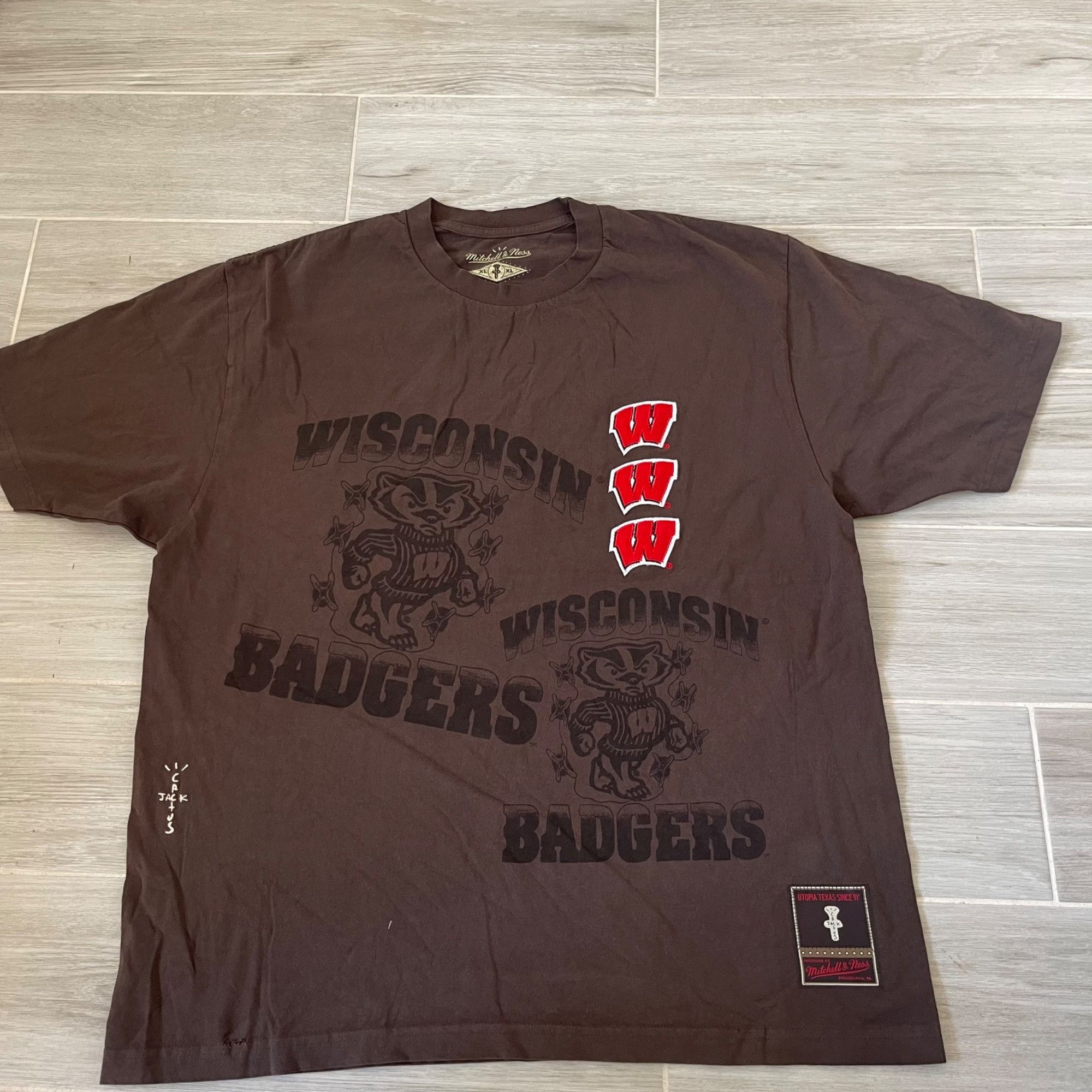 Mitchell & Ness × Travis Scott TRAVIS SCOTT CACTUS JACK MITCHELL & NESS WISCONSIN BADGE XL Size US XL / EU 56 / 4 - 2 Thumbnail