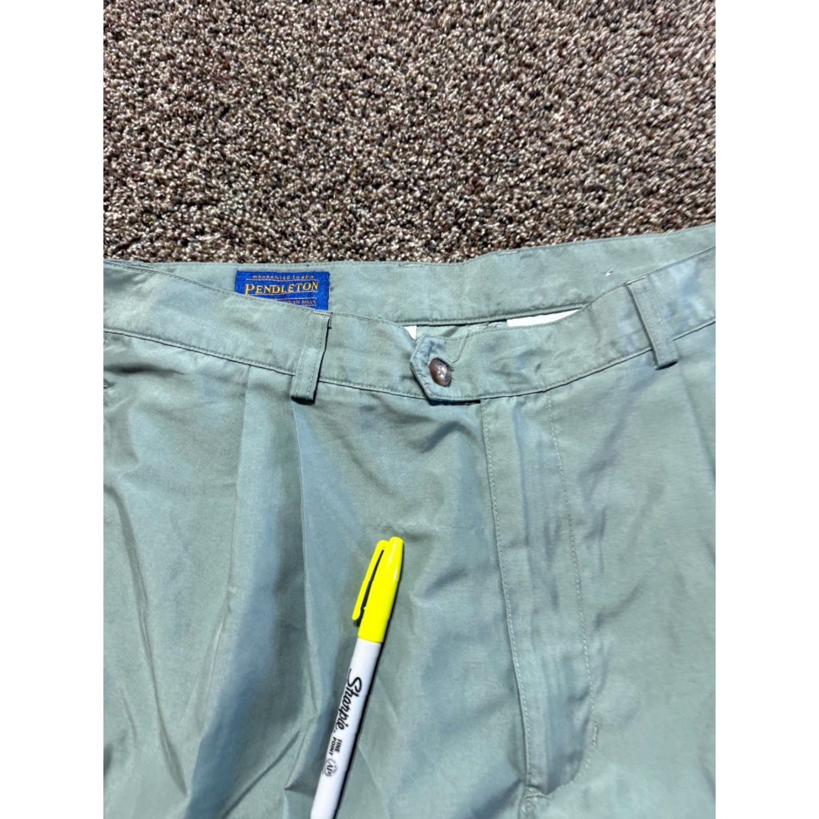 Pendleton Pendleton Mens Shorts Size 34 Pleated Green 9" Lightweight Polyester Chino FLaw Size US 34 / EU 50 - 2 Thumbnail