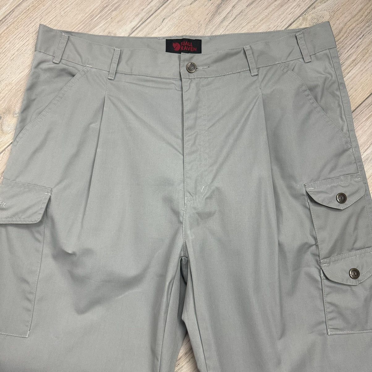 Fjallraven Vintage Fjallraven Y2K Nylon Polyester Grey Light Pants Size US 35 - 4 Thumbnail