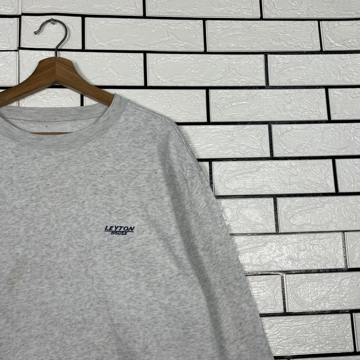 Japanese Brand Vintage Leyton House Small Logo Sweatshirt Size US L / EU 52-54 / 3 - 5 Thumbnail