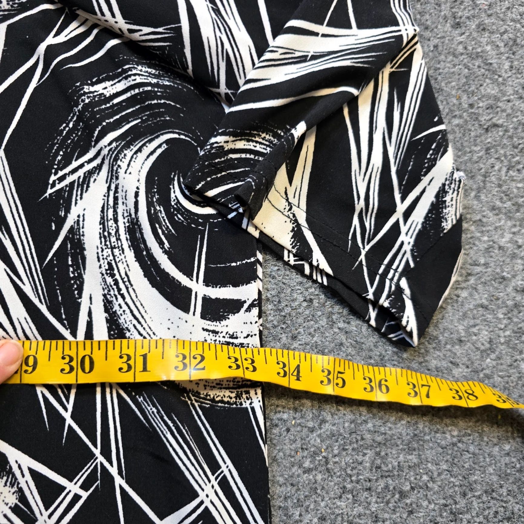 Vintage VINTAGE Ulla Popken Top Womens 32 Black Artsy Abstract 3/4 Sleeve Casual Shirt Womens Plus 32 Black Art Theme Stretch Size XXS / US 00 / IT 34 - 5 Thumbnail