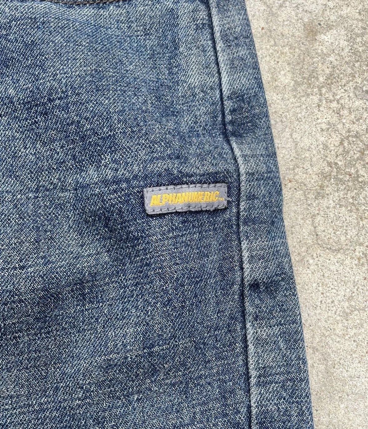 Alphanumeric Vintage Alphanumeric skateboards jeans 2000s Y2K Size US 34 / EU 50 - 4 Thumbnail