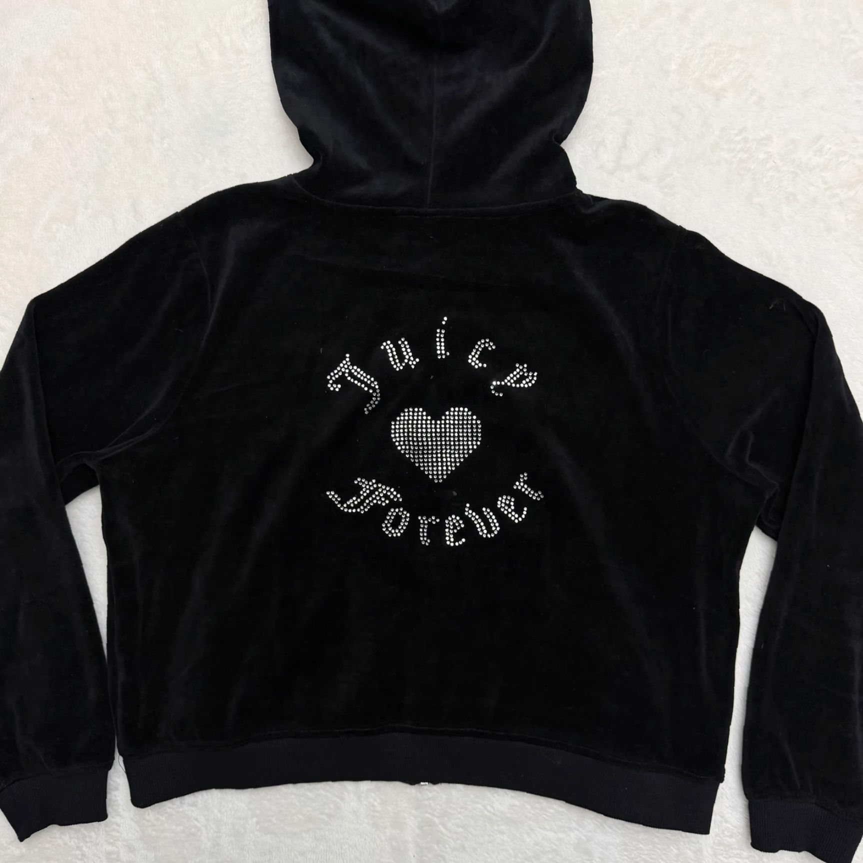 Juicy Couture VINTAGE Juicy Couture Forever 21 Jacket Hood 0X Women Black Velour Zip Heart Rhinestone Hoodie Size XL / US 12-14 / IT 48-50 - 7 Thumbnail