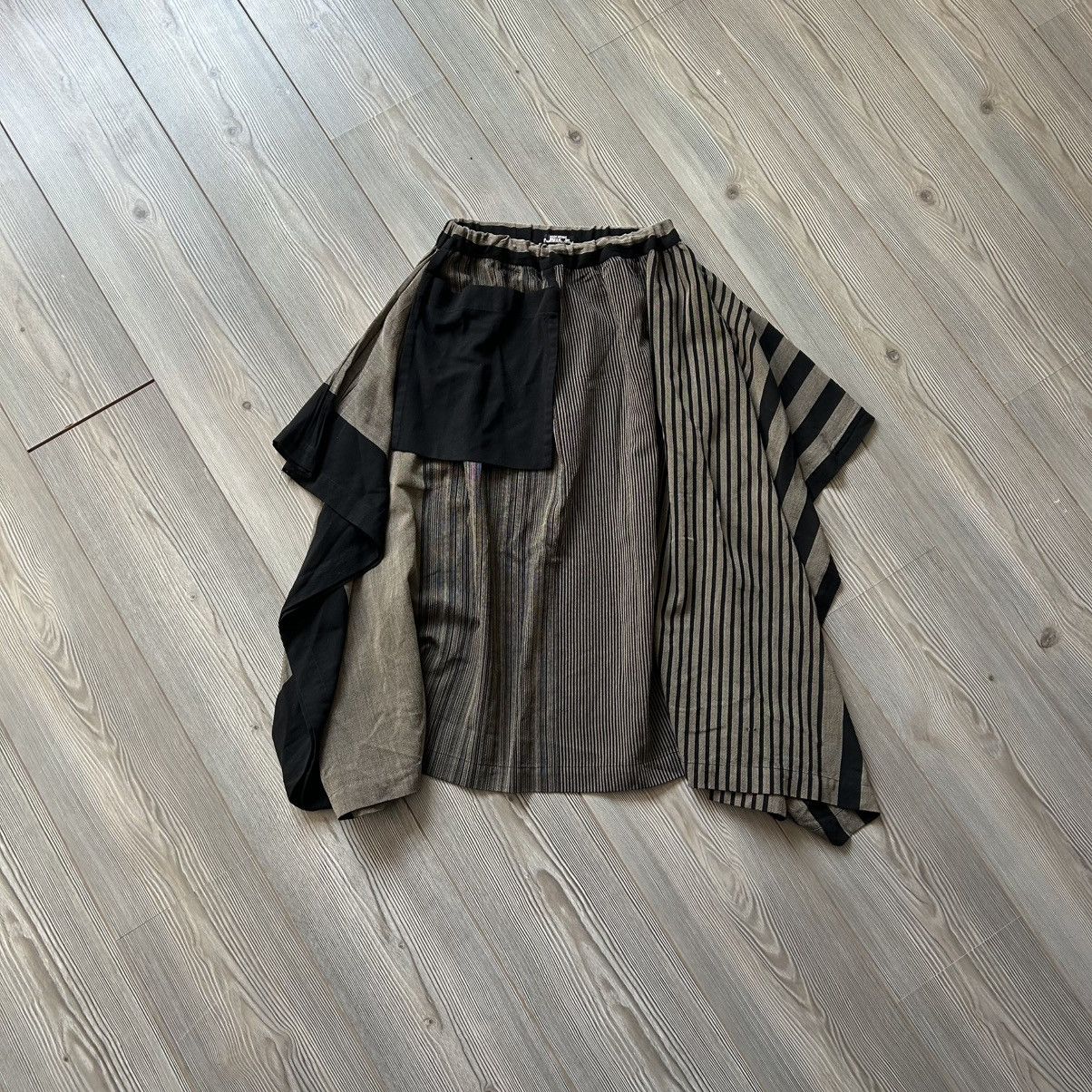 Issey Miyake Archive 1980’s Issey Miyake Permanente Striped Wool Skirt Size 25" / US 0 / IT 36 - 13 Thumbnail