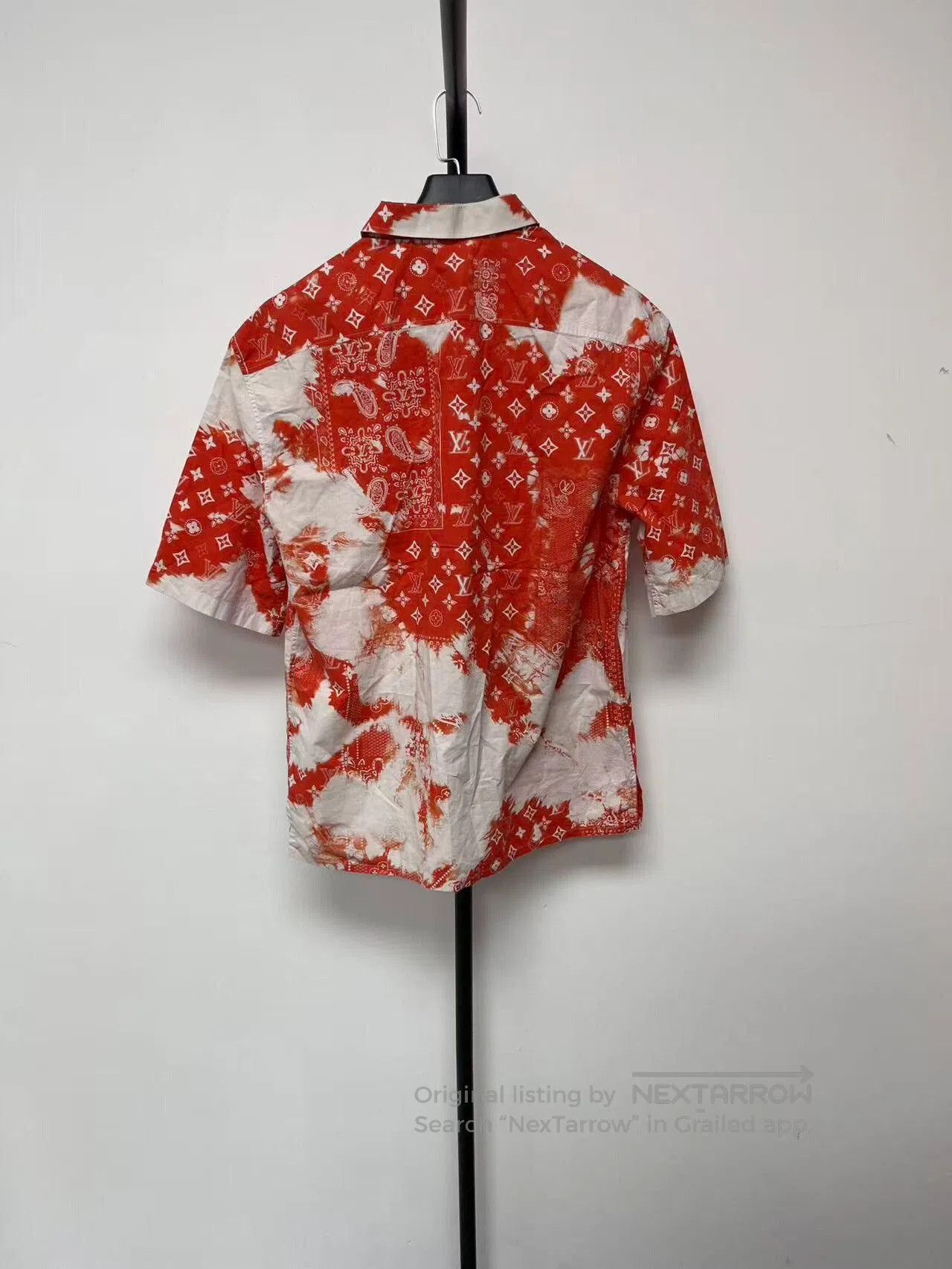 Louis Vuitton louis vuitton red logo short sleeve shirt. Size US M / EU 48-50 / 2 - 2 Thumbnail