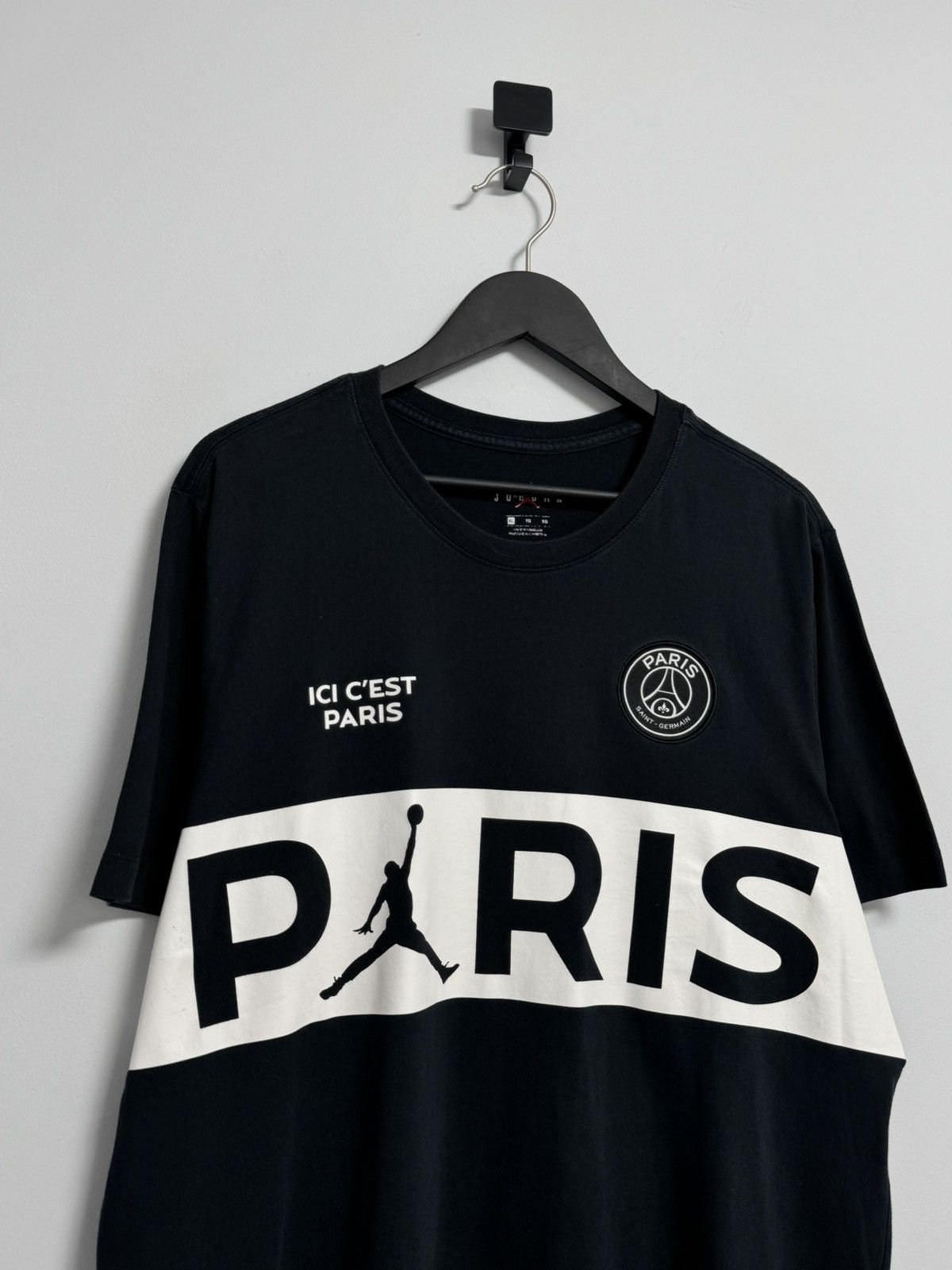 Jordan Brand Air Jordan Shirt St Germain Paris Jump Man Out Short Sleeve Size US XL / EU 56 / 4 - 2 Thumbnail