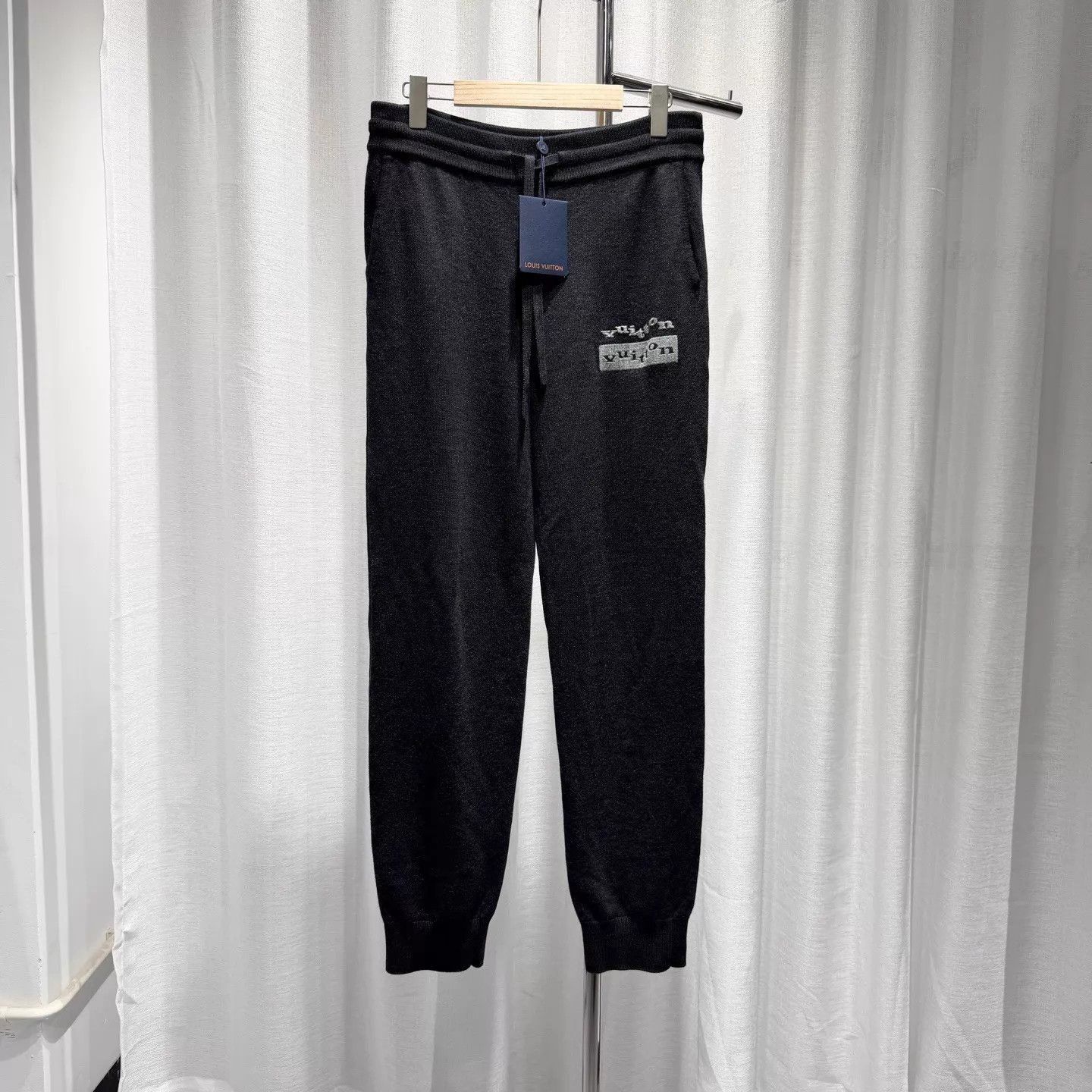 Louis Vuitton Black Embroidered Sweatpants with Drawstring Size US 32 / EU 48 - 1 Thumbnail