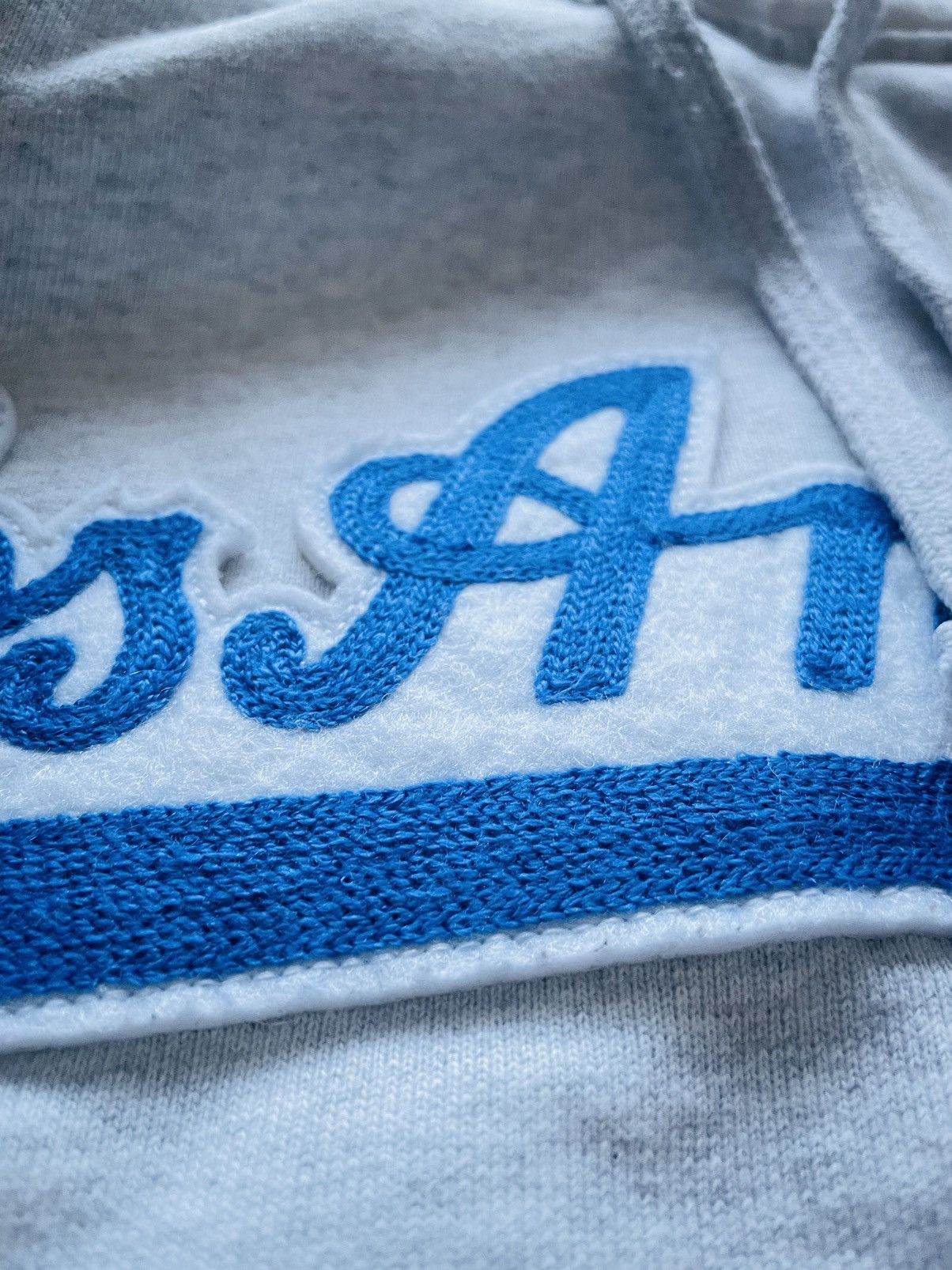 Kith × MLB Kith x Dodgers LA Script hoodie, M Size US M / EU 48-50 / 2 - 4 Thumbnail