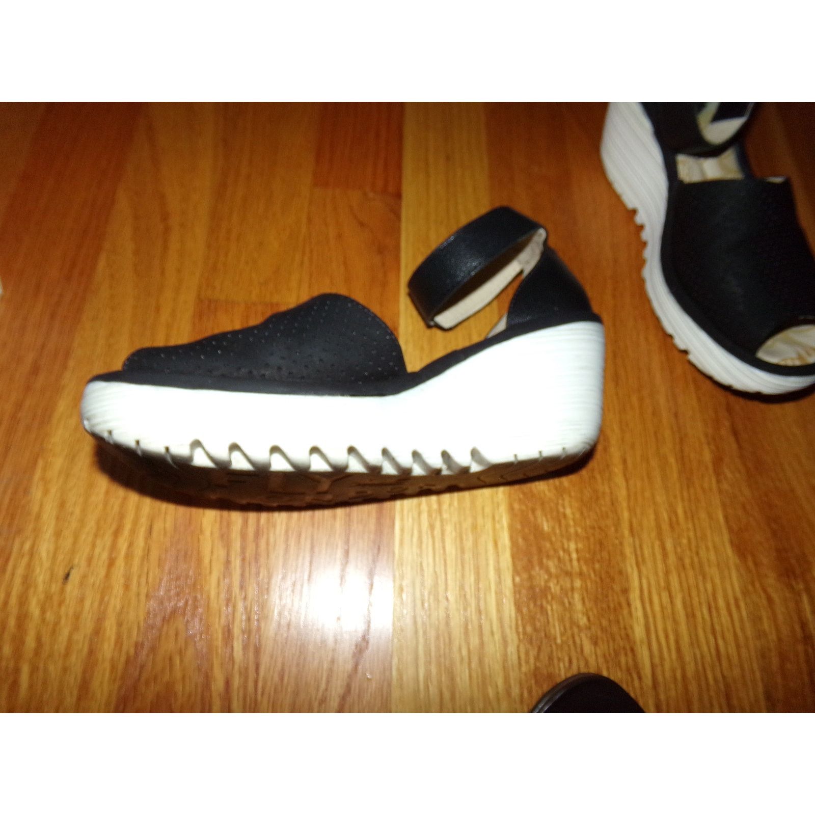 Fly London Fly London ankle strap wedge sandals 36 Excellent over $200 Size US 5.5 / IT 35.5 - 3 Thumbnail