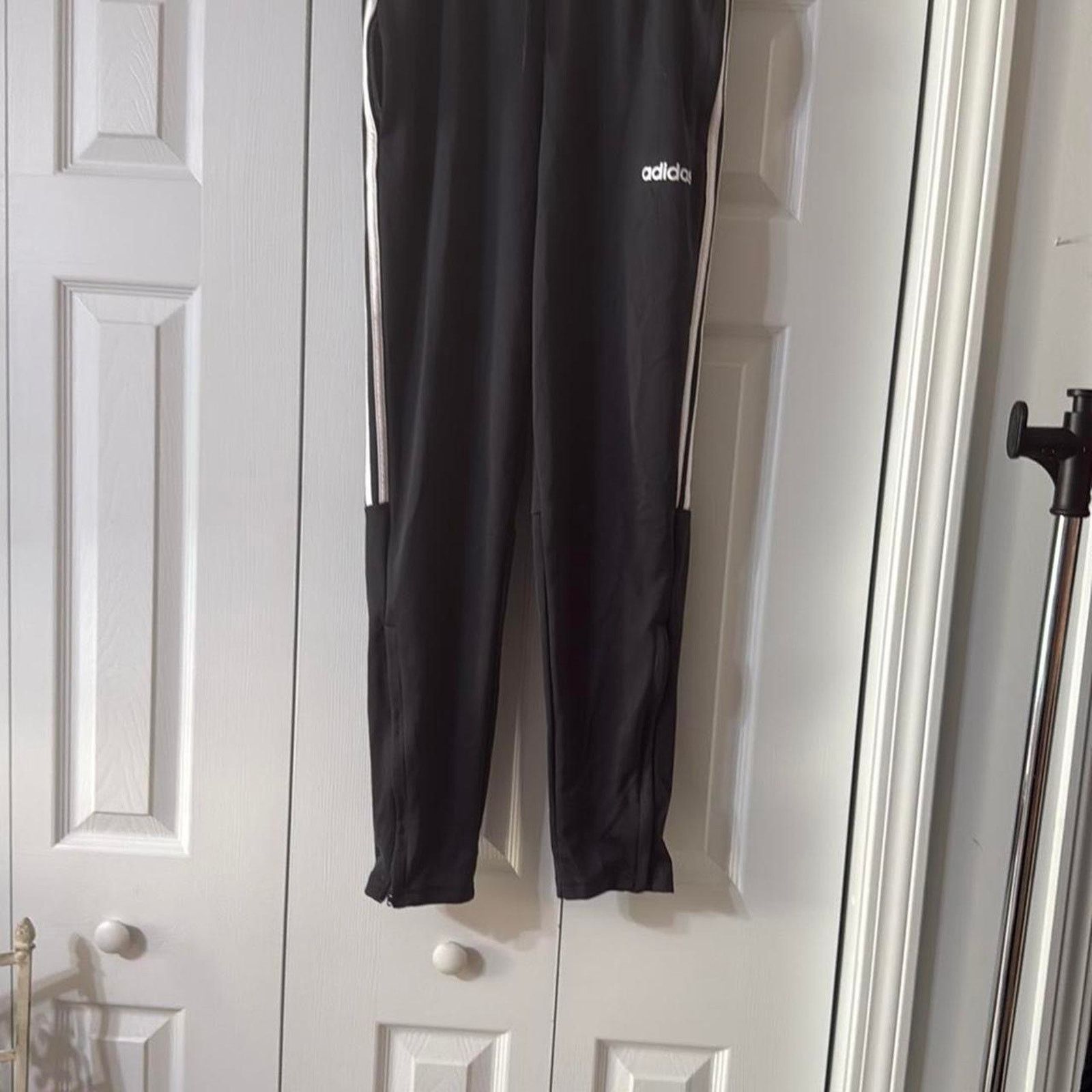 Adidas Adidas black and white track Size US 32 / EU 48 - 1 Thumbnail